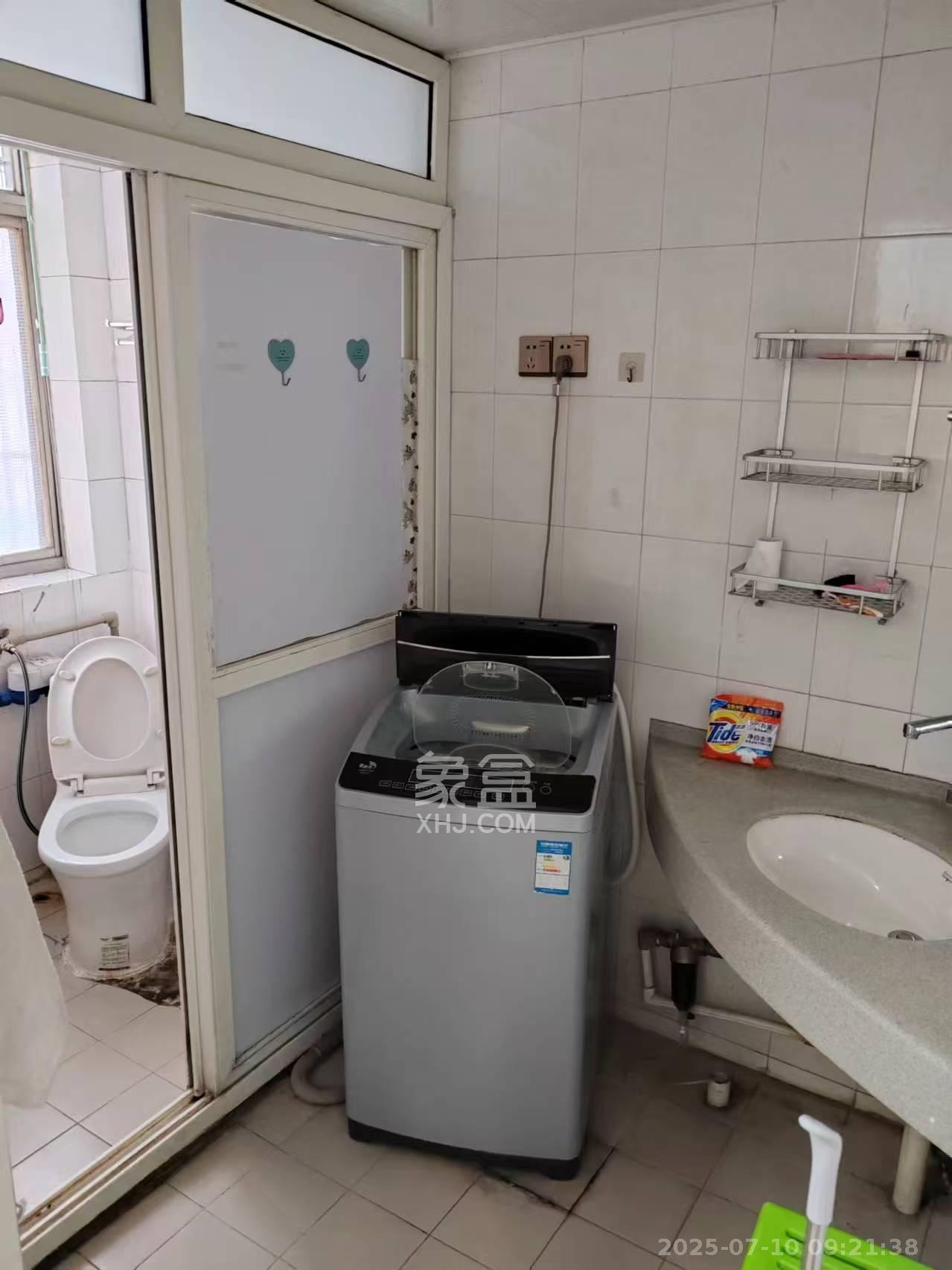 富华大厦  3室2厅1卫   3300.00元/月室内图