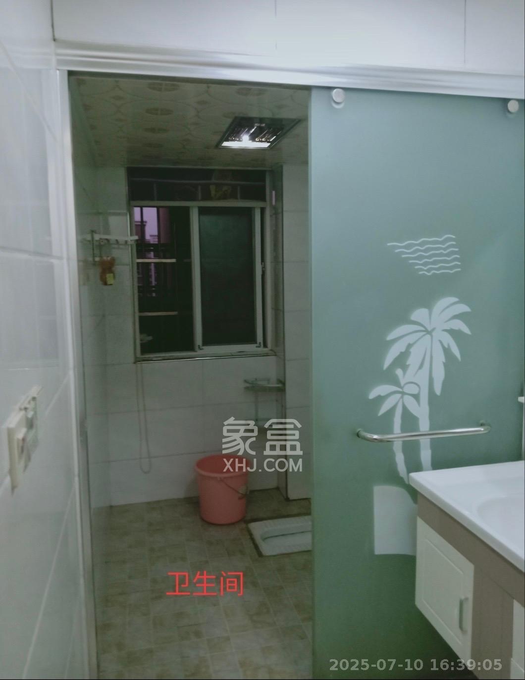 和馨园  2室2厅1卫   2200.00元/月室内图