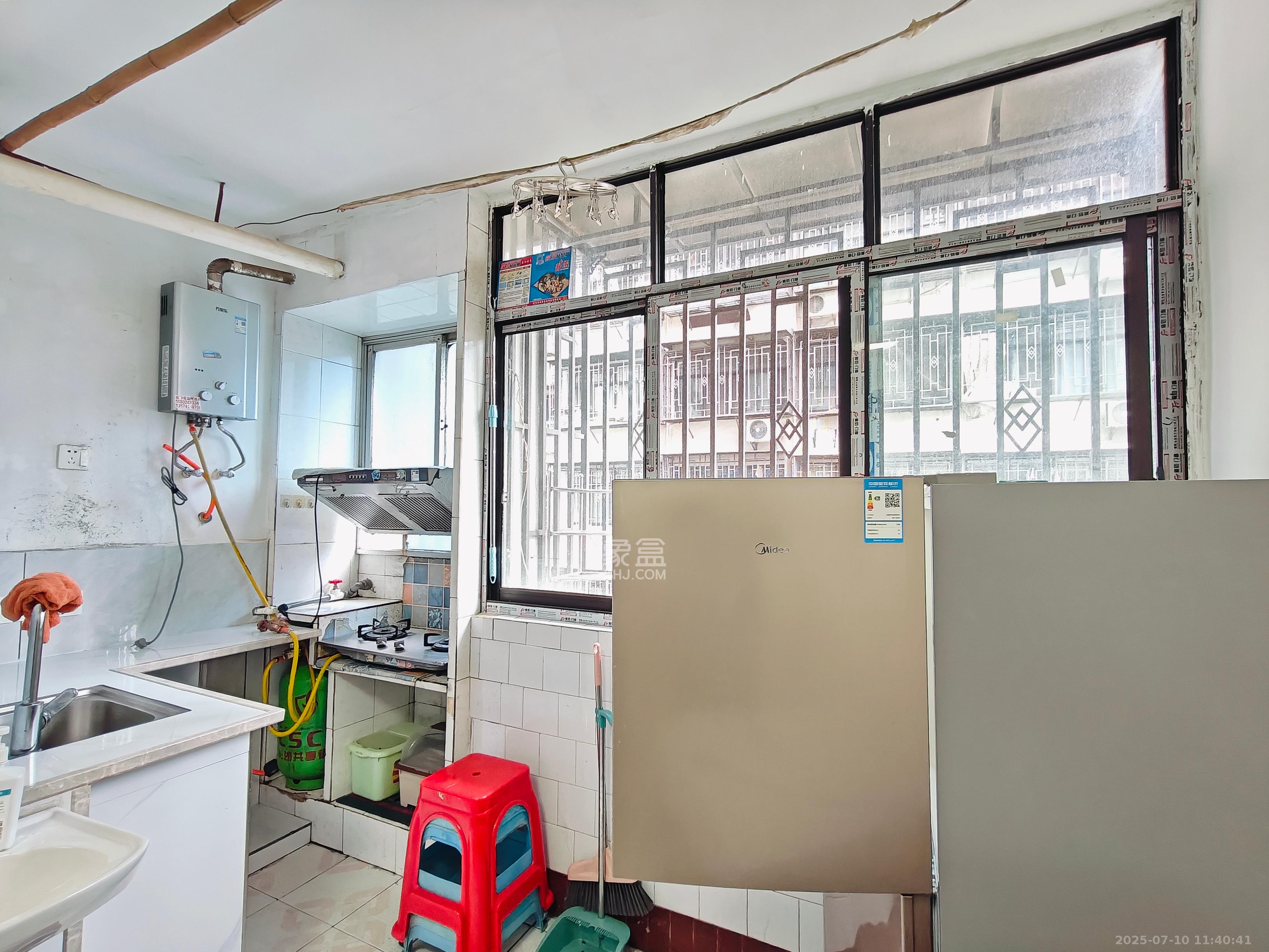 文庙坪小区 1室1厅1卫 1500.0元/月 文庙坪小区 1室1厅1卫 1500.0元/月室内图