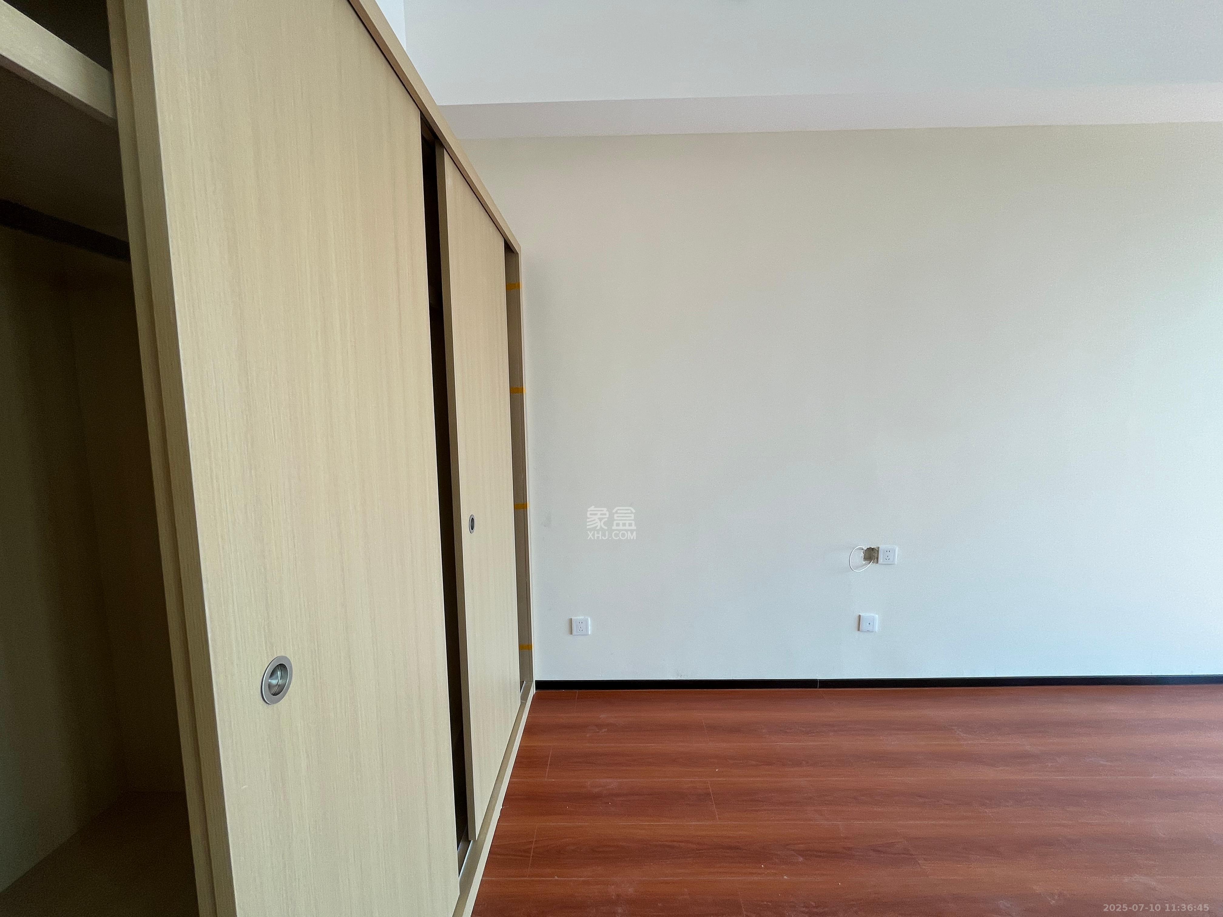 恒大珺悦府 2室2厅1卫 2700.0元/月 恒大珺悦府 2室2厅1卫 2700.0元/月室内图