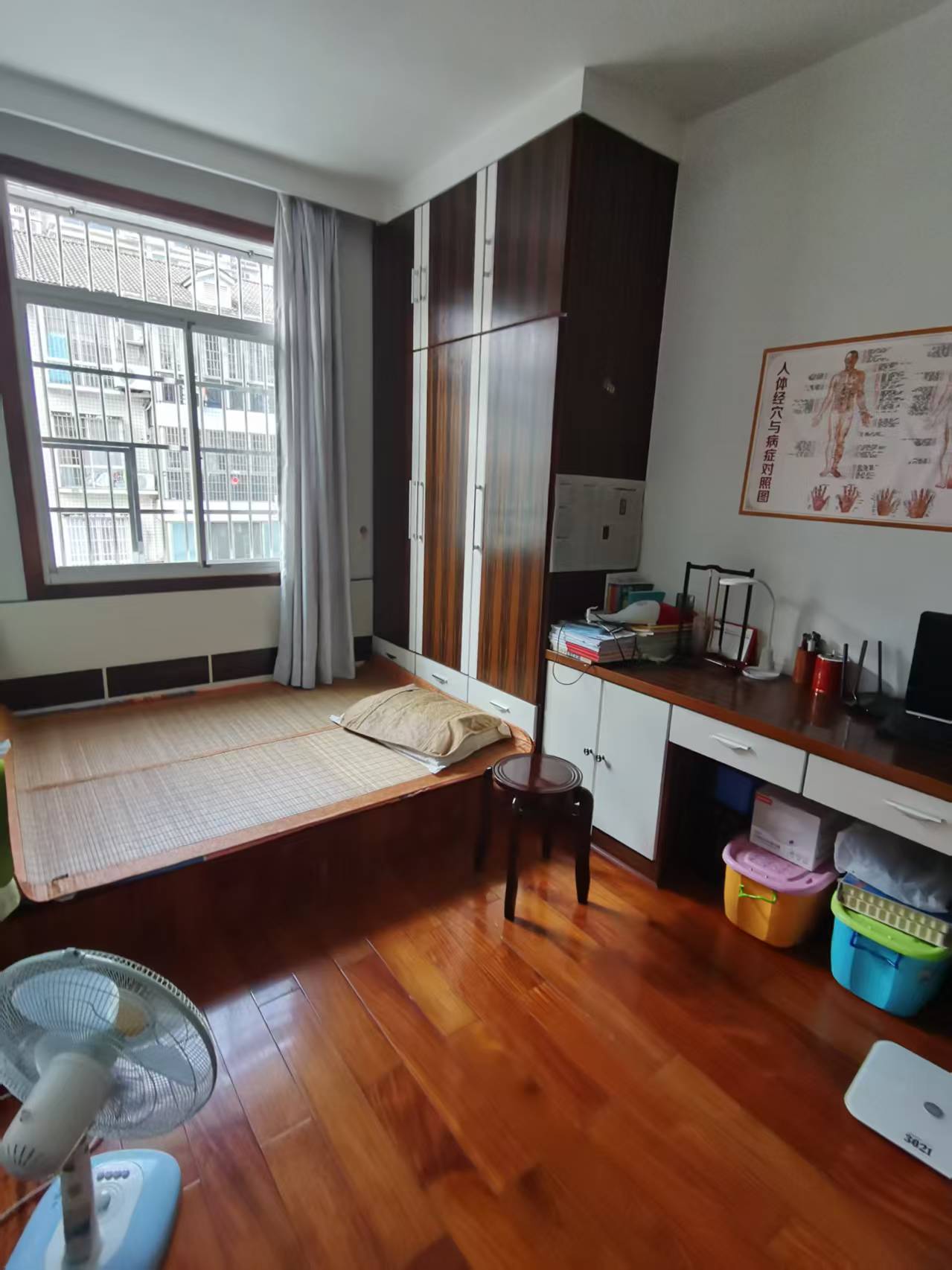 铂金玫瑰园  1室0厅0卫    45.8万 铂金玫瑰园  1室0厅0卫    45.8万客厅