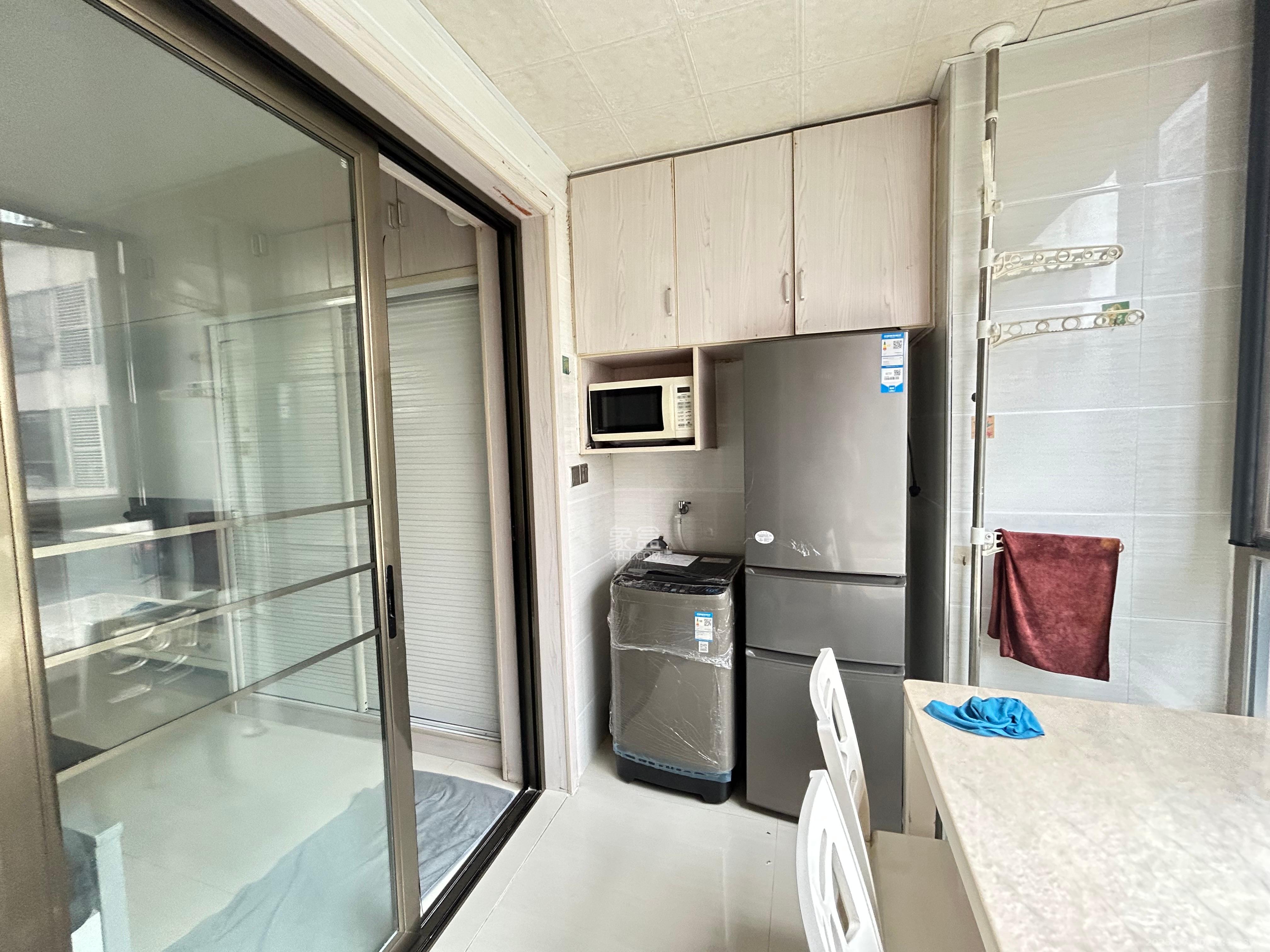 怡海星城 1室0厅0卫 1000.0元/月 怡海星城 1室0厅0卫 1000.0元/月室内图