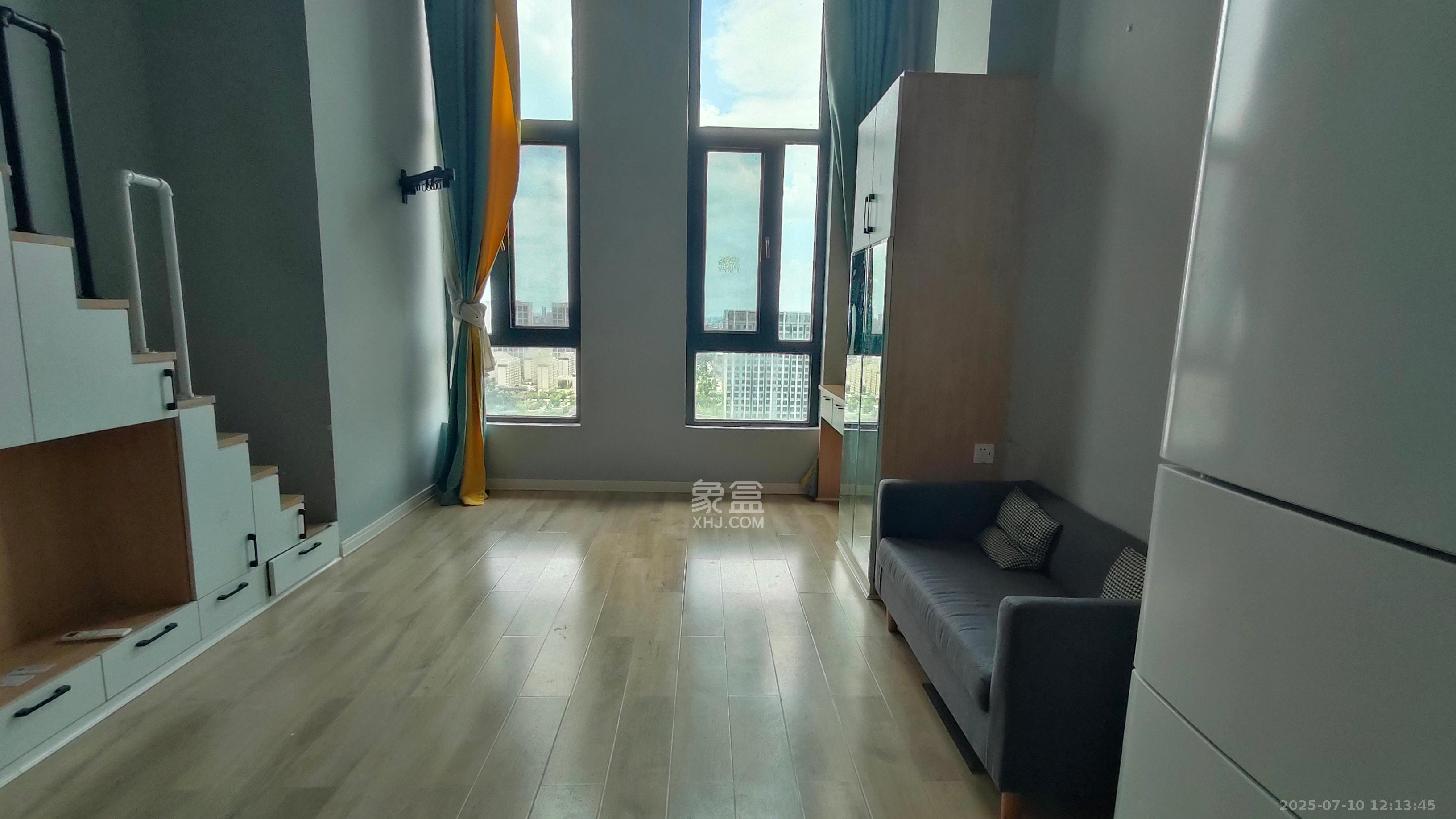 MOMA当代广场 2室1厅1卫 1500.0元/月 MOMA当代广场 2室1厅1卫 1500.0元/月室内图