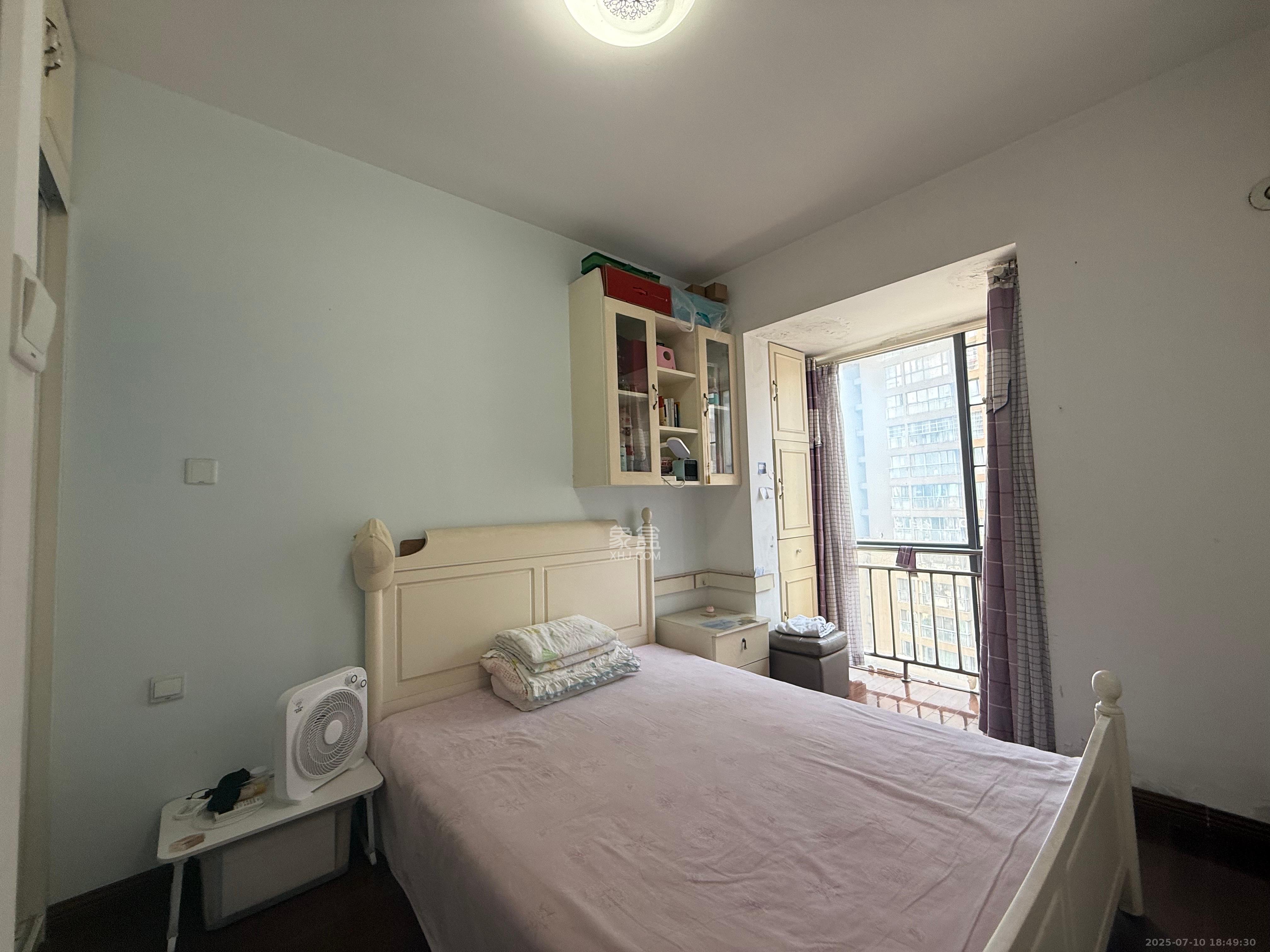 万博汇  3室2厅1卫    4200.0元/月室内图