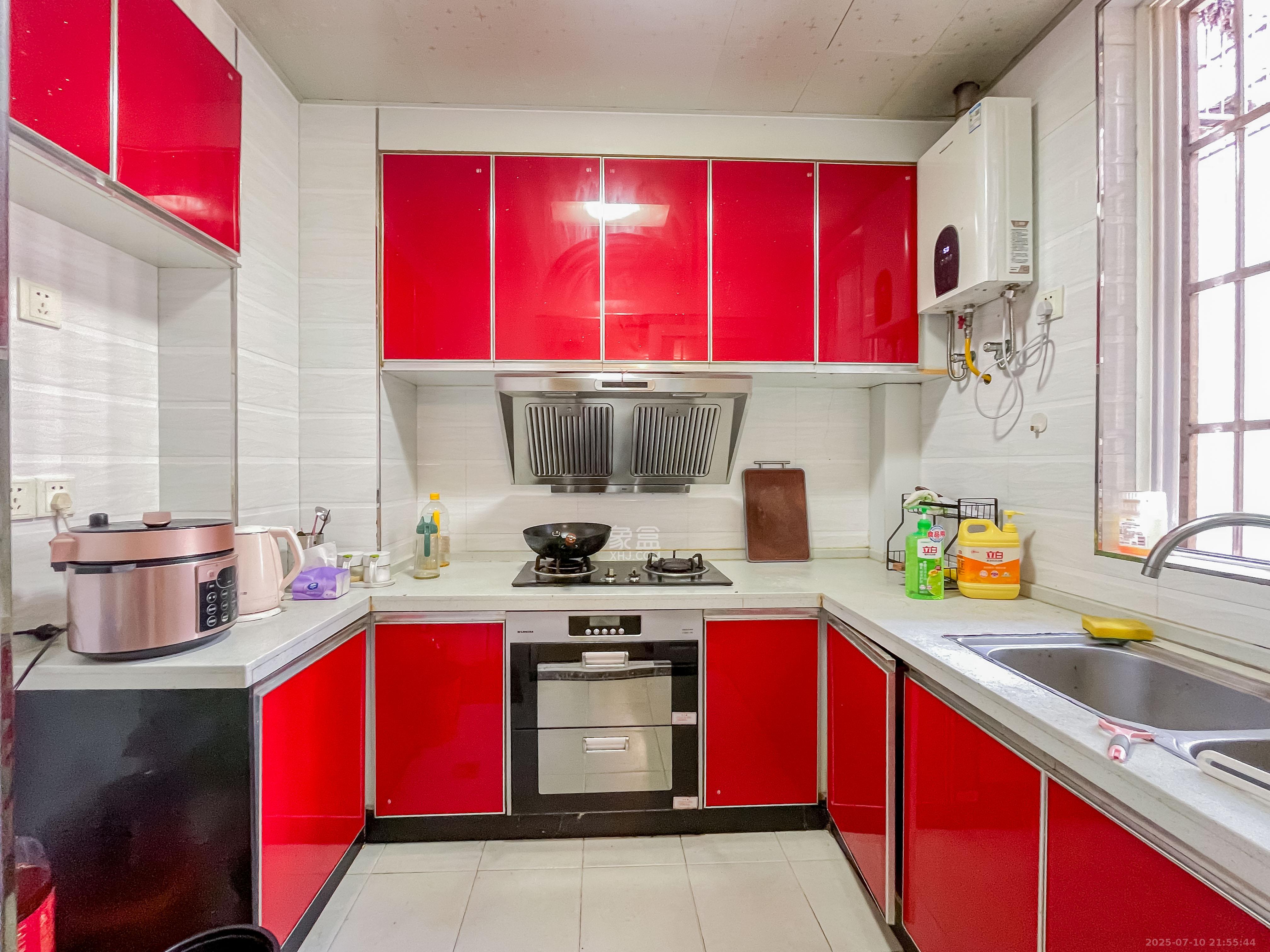 明天一城 2室2厅1卫 35.0万 明天一城 2室2厅1卫 35.0万厨房