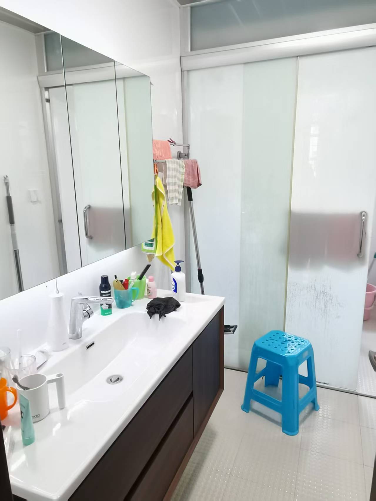 铂金玫瑰园  1室0厅0卫    45.8万 铂金玫瑰园  1室0厅0卫    45.8万客厅