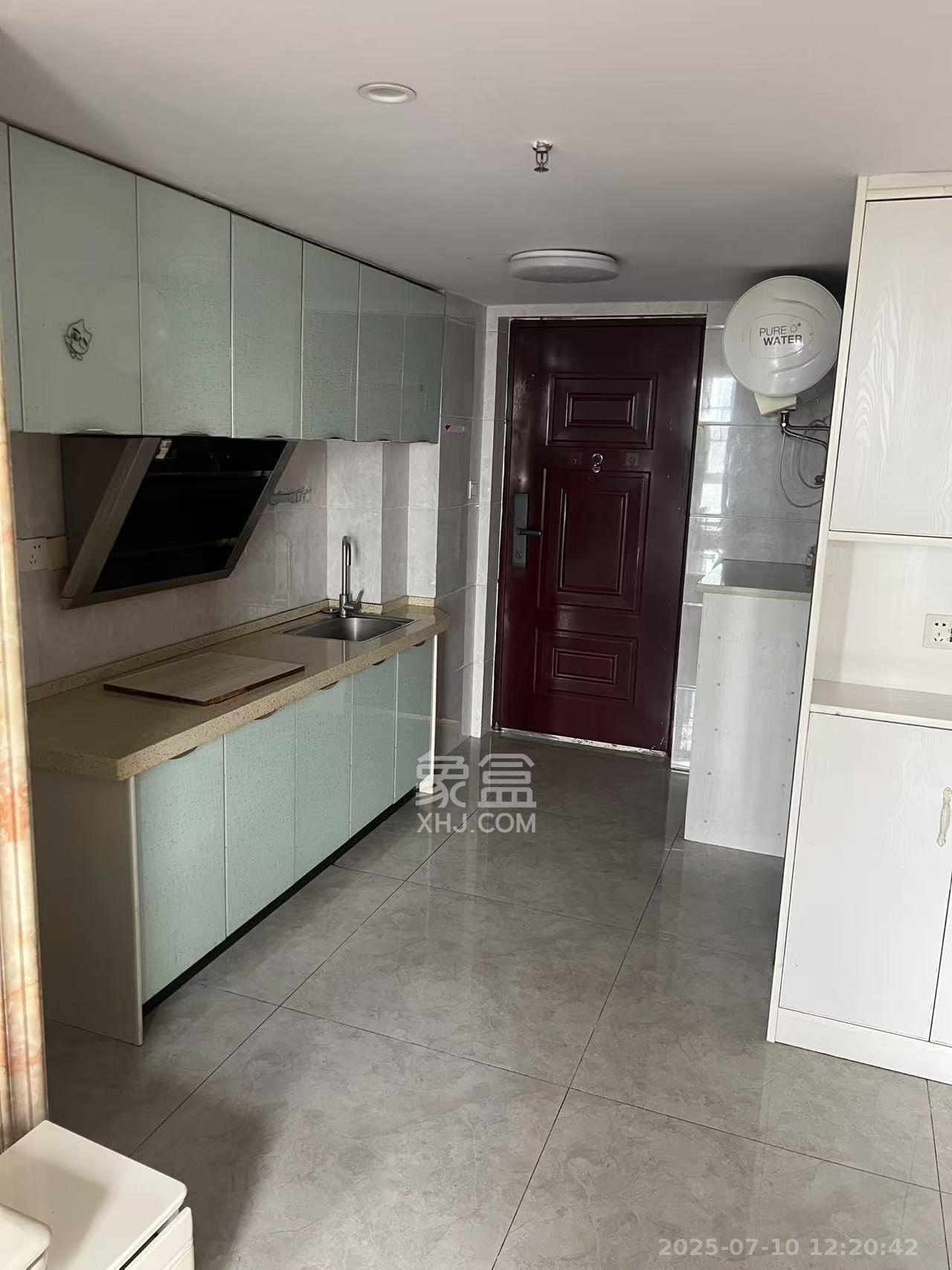 MOMA当代广场  1室1厅1卫    1200.0元/月 MOMA当代广场  1室1厅1卫    1200.0元/月室内图