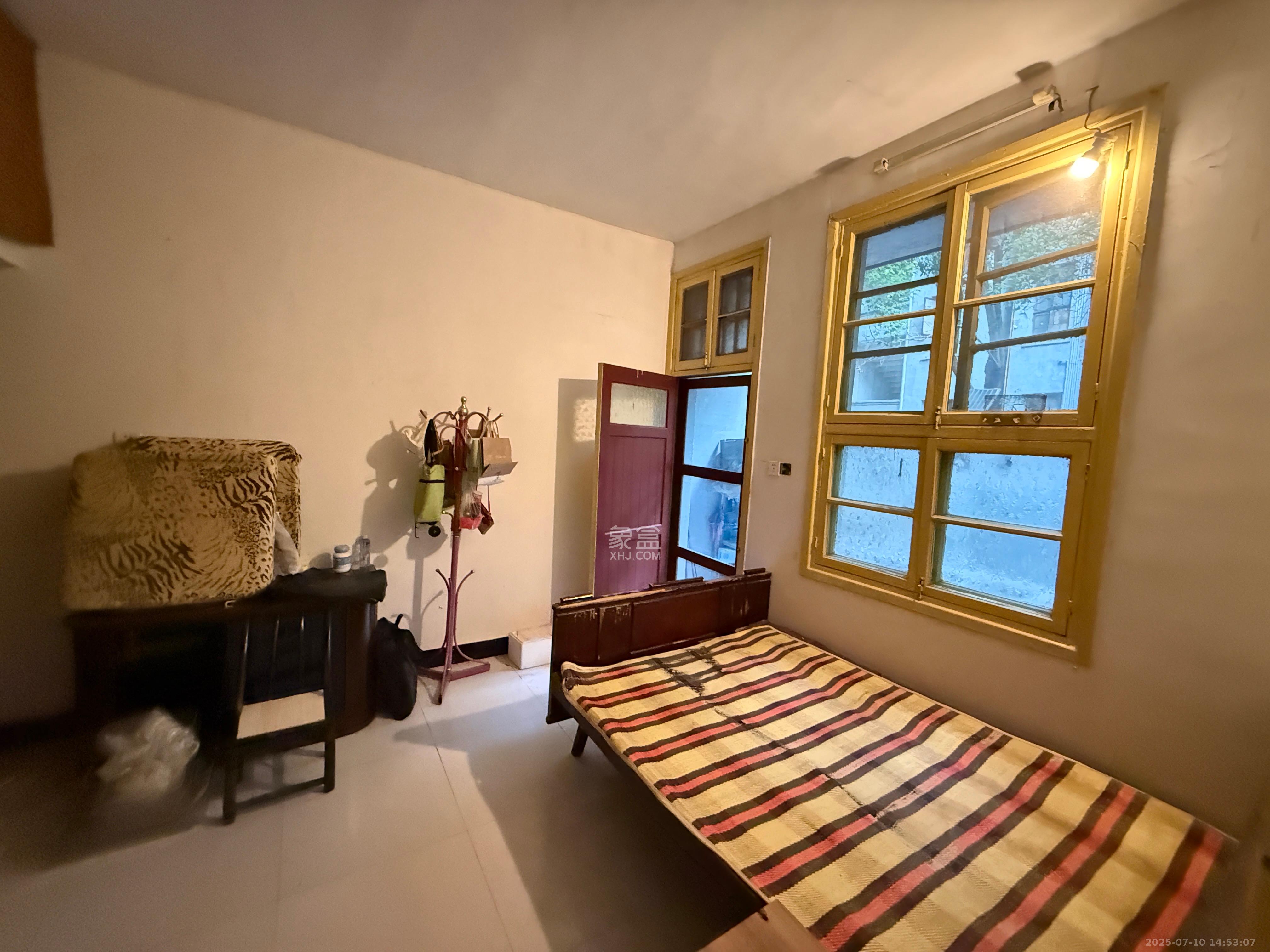 东瓜山二村 1室1厅1卫 1100.0元/月 东瓜山二村 1室1厅1卫 1100.0元/月室内图