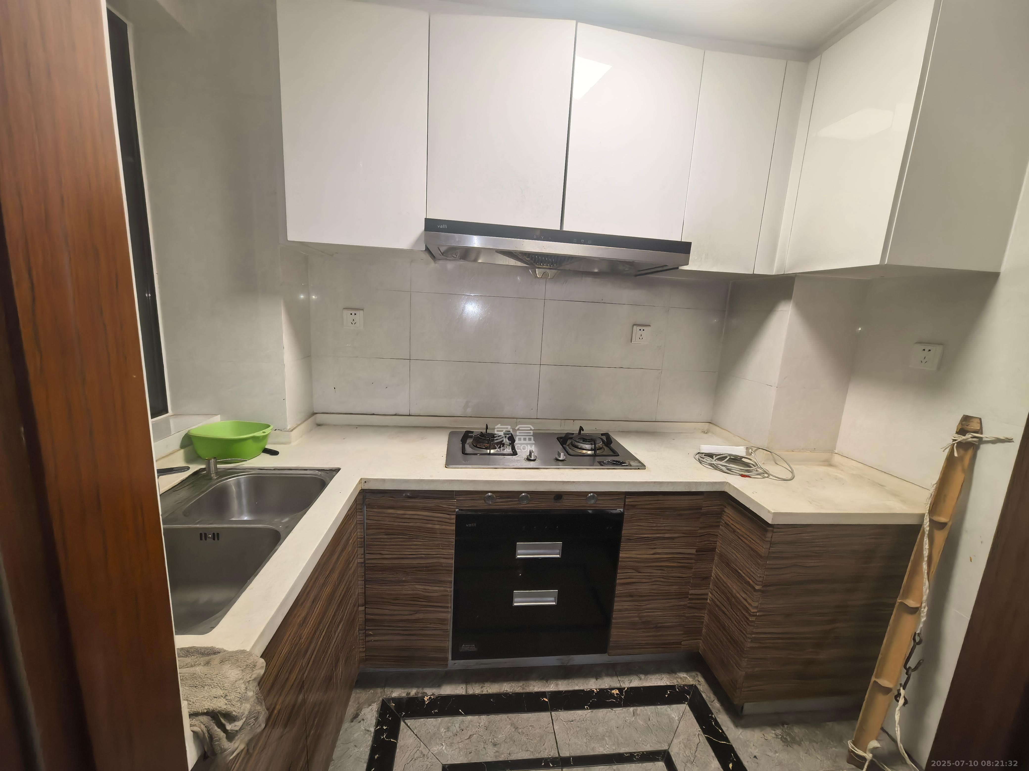 中海新城熙岸(中信新城五期) 3室2厅1卫 2000.0元/月 中海新城熙岸(中信新城五期) 3室2厅1卫 2000.0元/月室内图