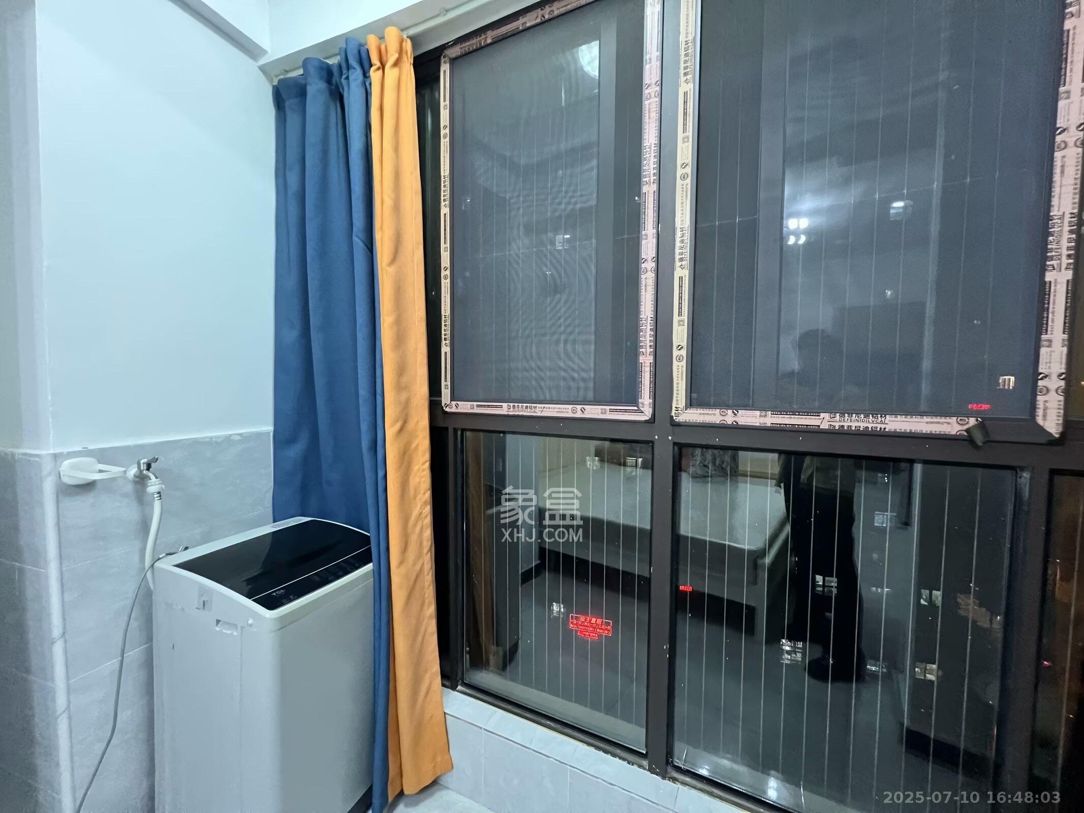 嘉雨兴园  1室1厅1卫   1800.00元/月室内图
