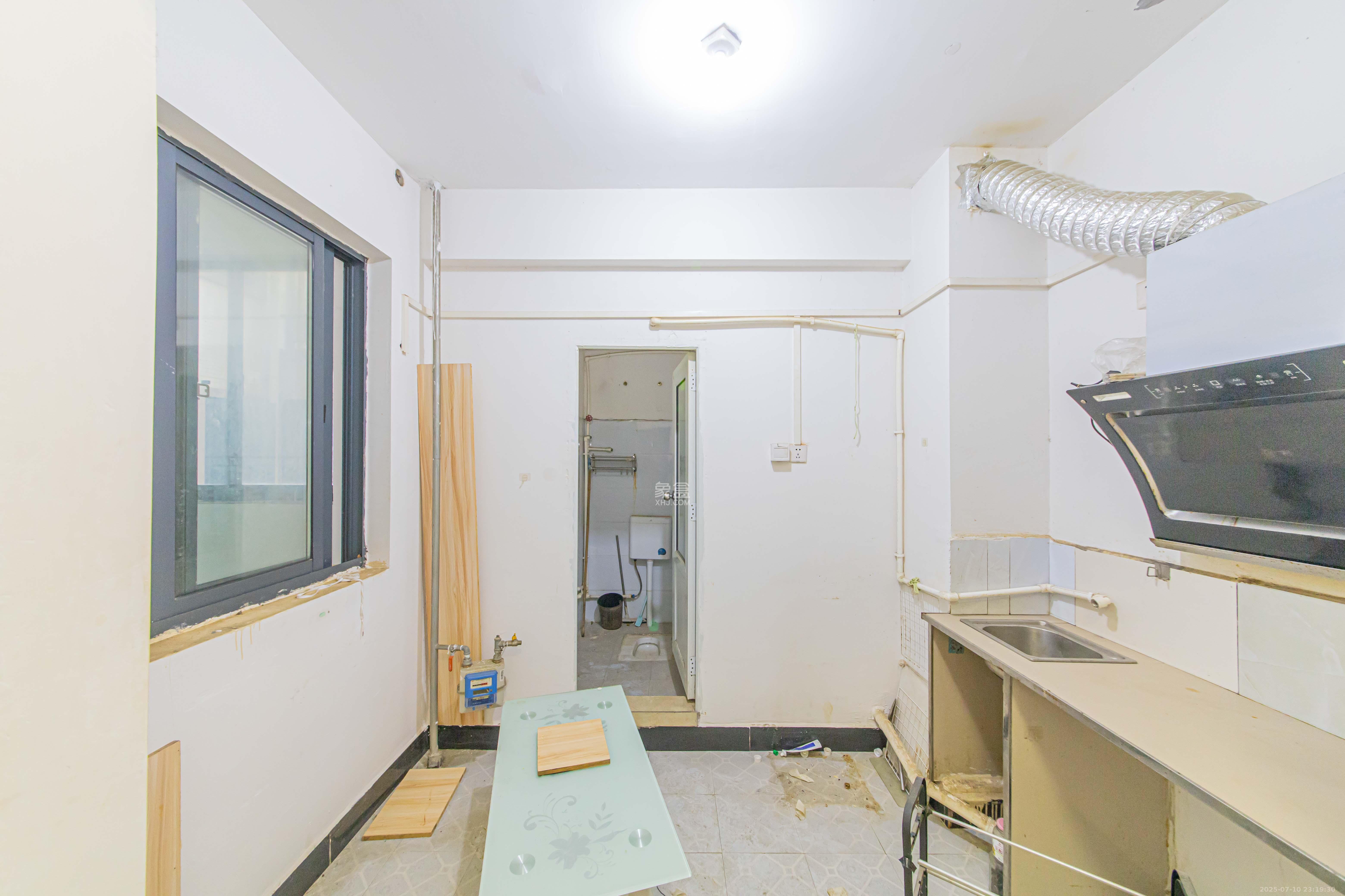 中建芙蓉嘉苑  3室2厅2卫   106.00万厨房