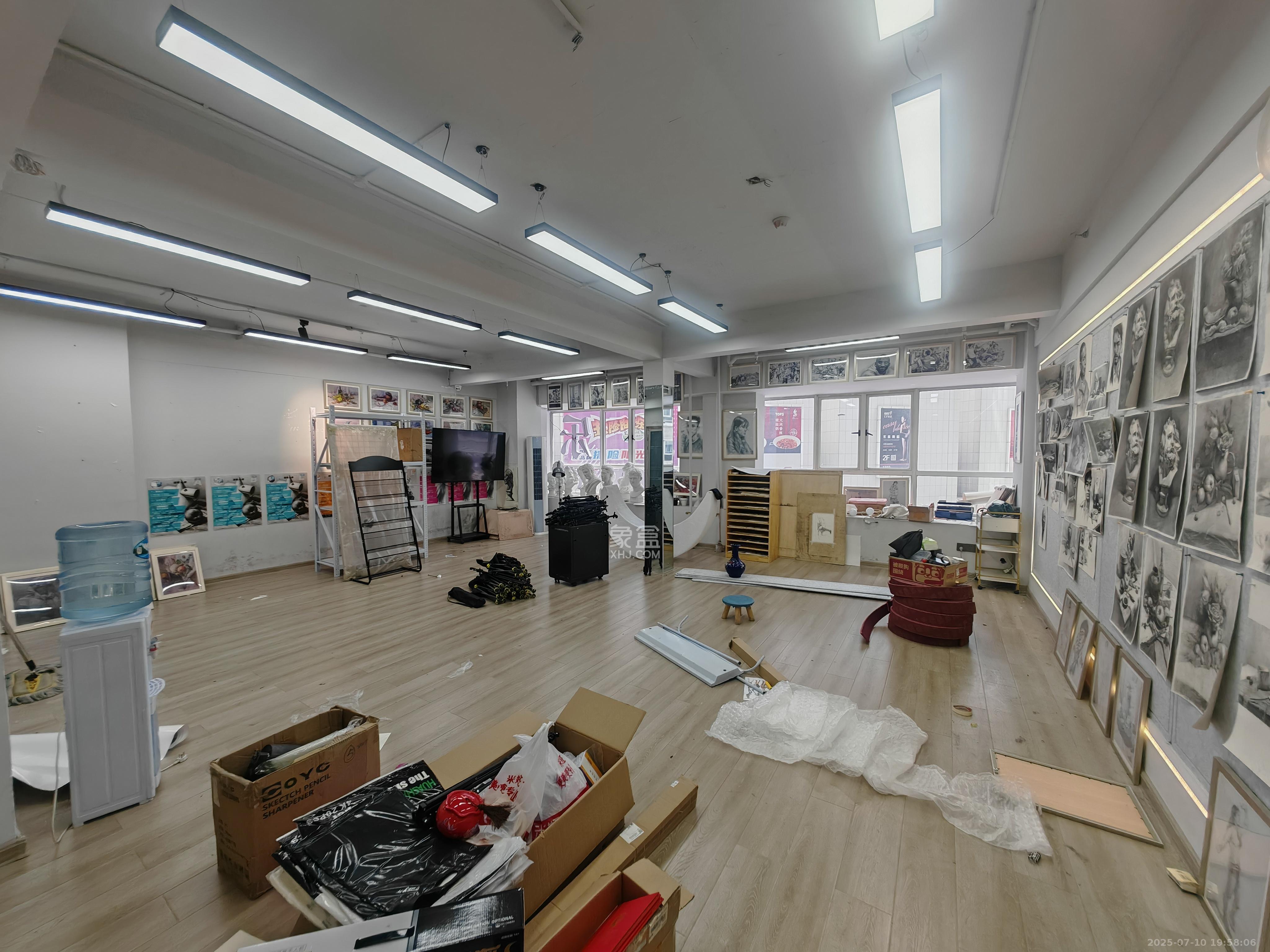 中建嘉和城  1室0厅0卫    1600.0元/月 中建嘉和城  1室0厅0卫    1600.0元/月室内图