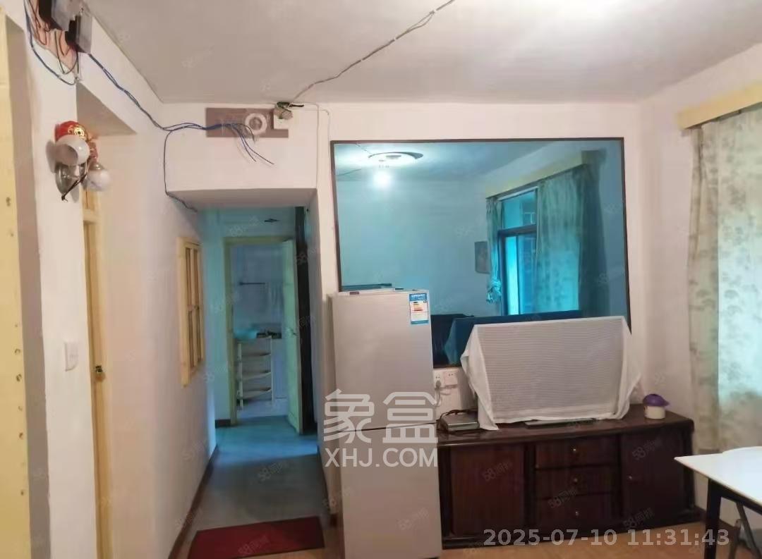 桂花二村 3室1厅1卫 1450.0元/月 桂花二村 3室1厅1卫 1450.0元/月室内图