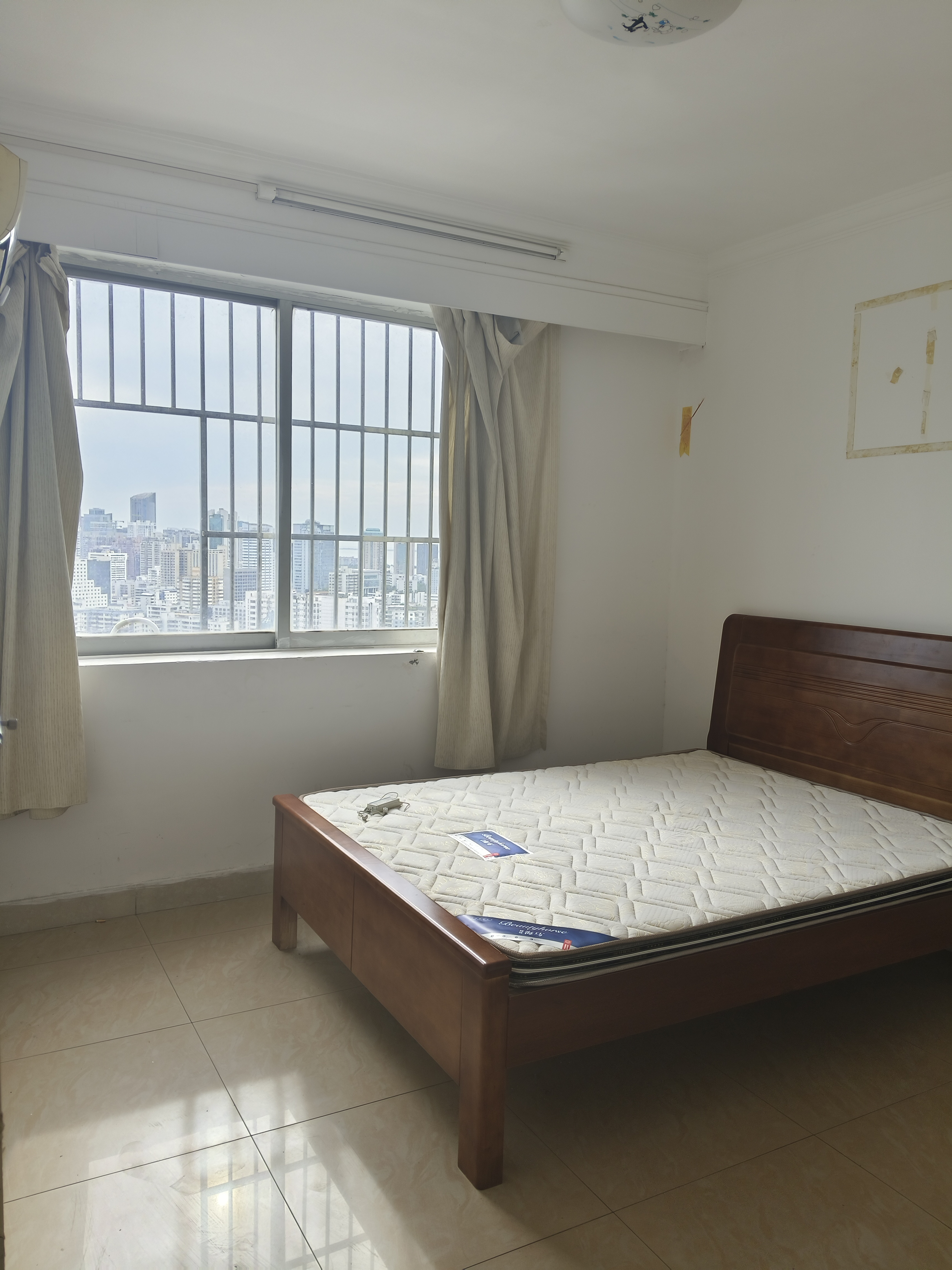 首力大厦  3室2厅2卫    3000.0元/月室内图