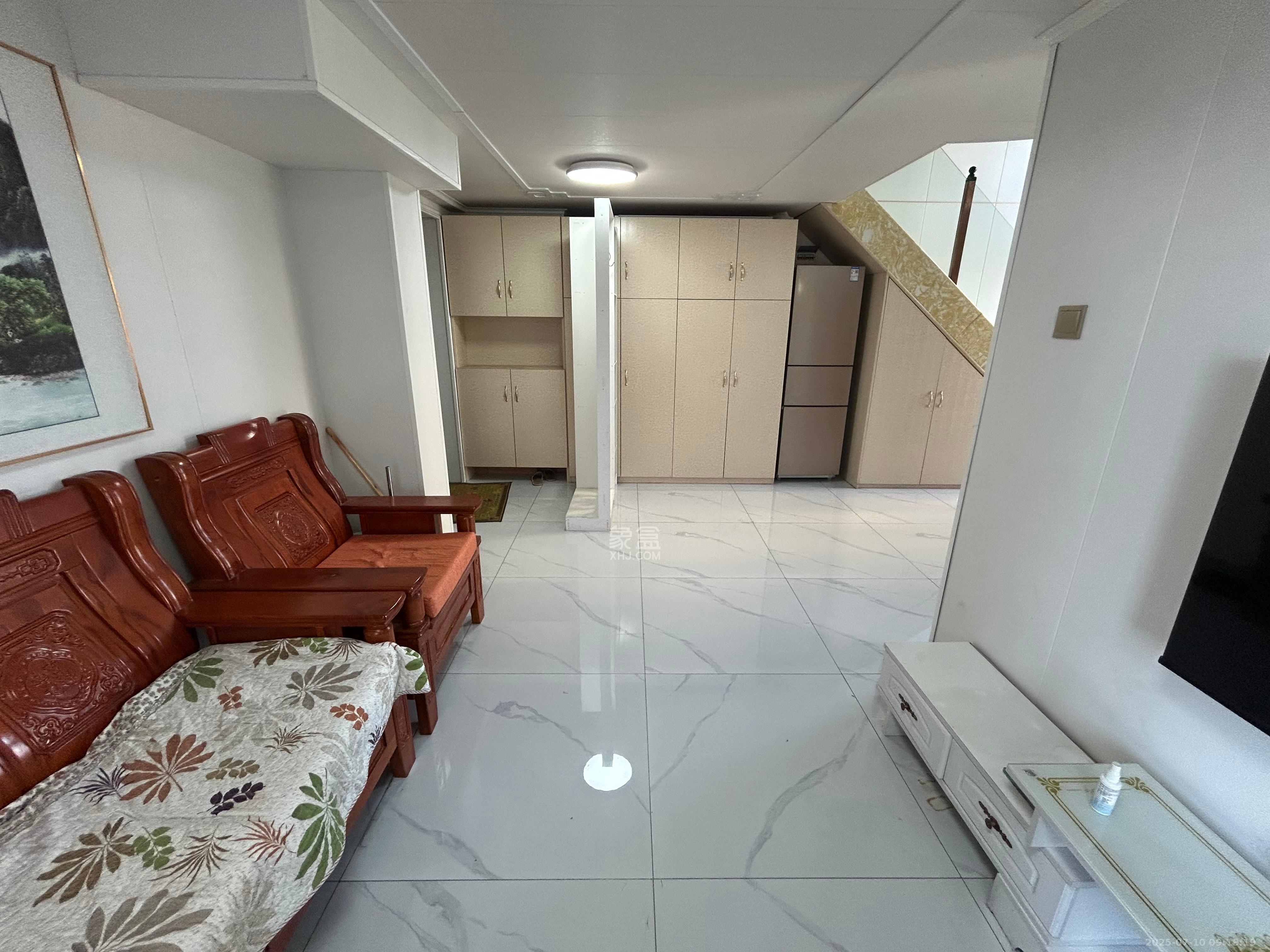 君合新城玺樾 3室2厅1卫 1800.0元/月 君合新城玺樾 3室2厅1卫 1800.0元/月室内图