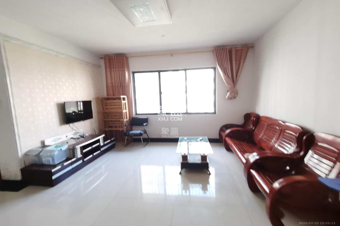 世纪桃花苑  2室2厅1卫    1700.0元/月 世纪桃花苑  2室2厅1卫    1700.0元/月室内图