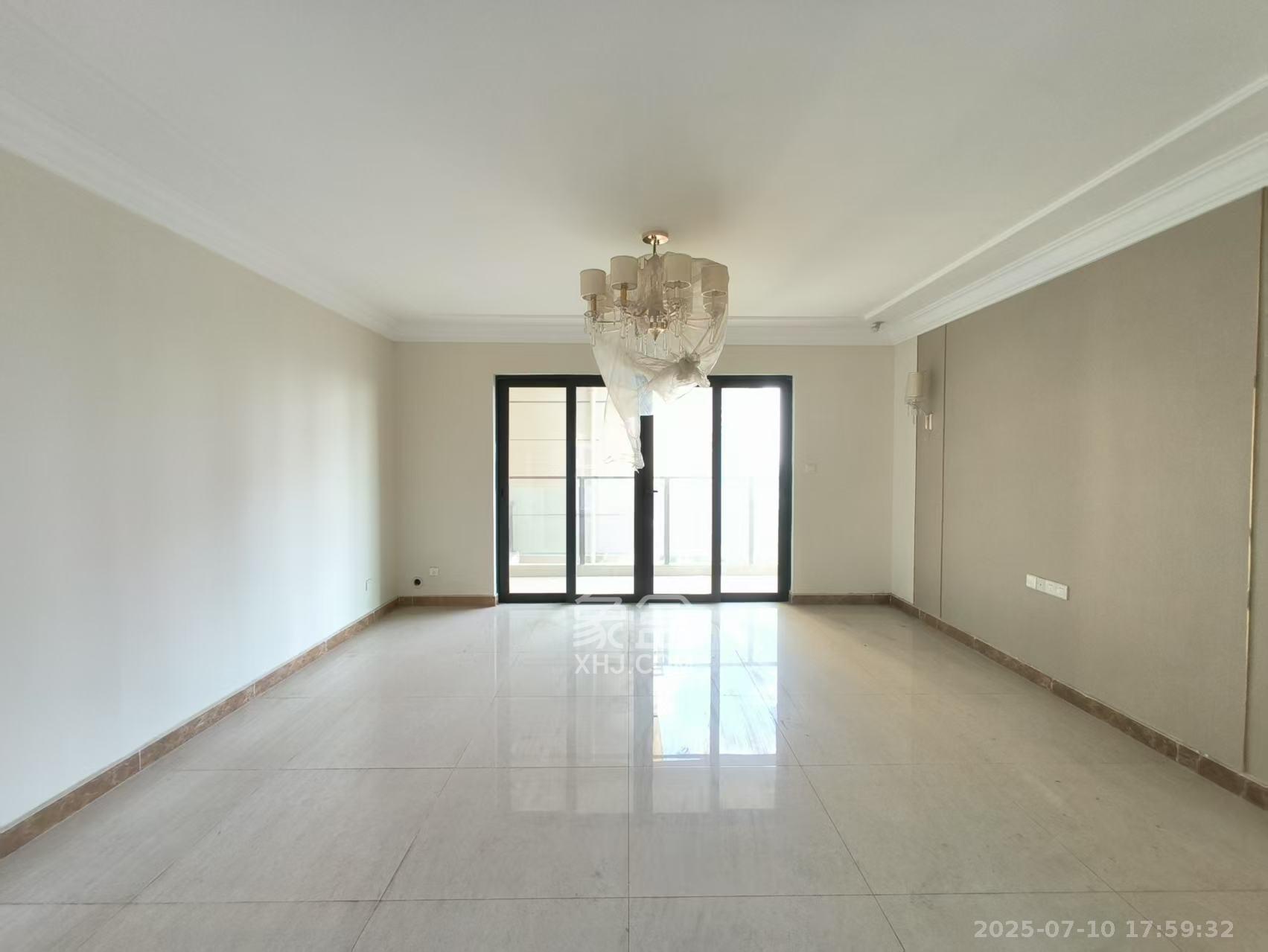 恒大书香门第 5室2厅3卫 2400.0元/月 恒大书香门第 5室2厅3卫 2400.0元/月室内图