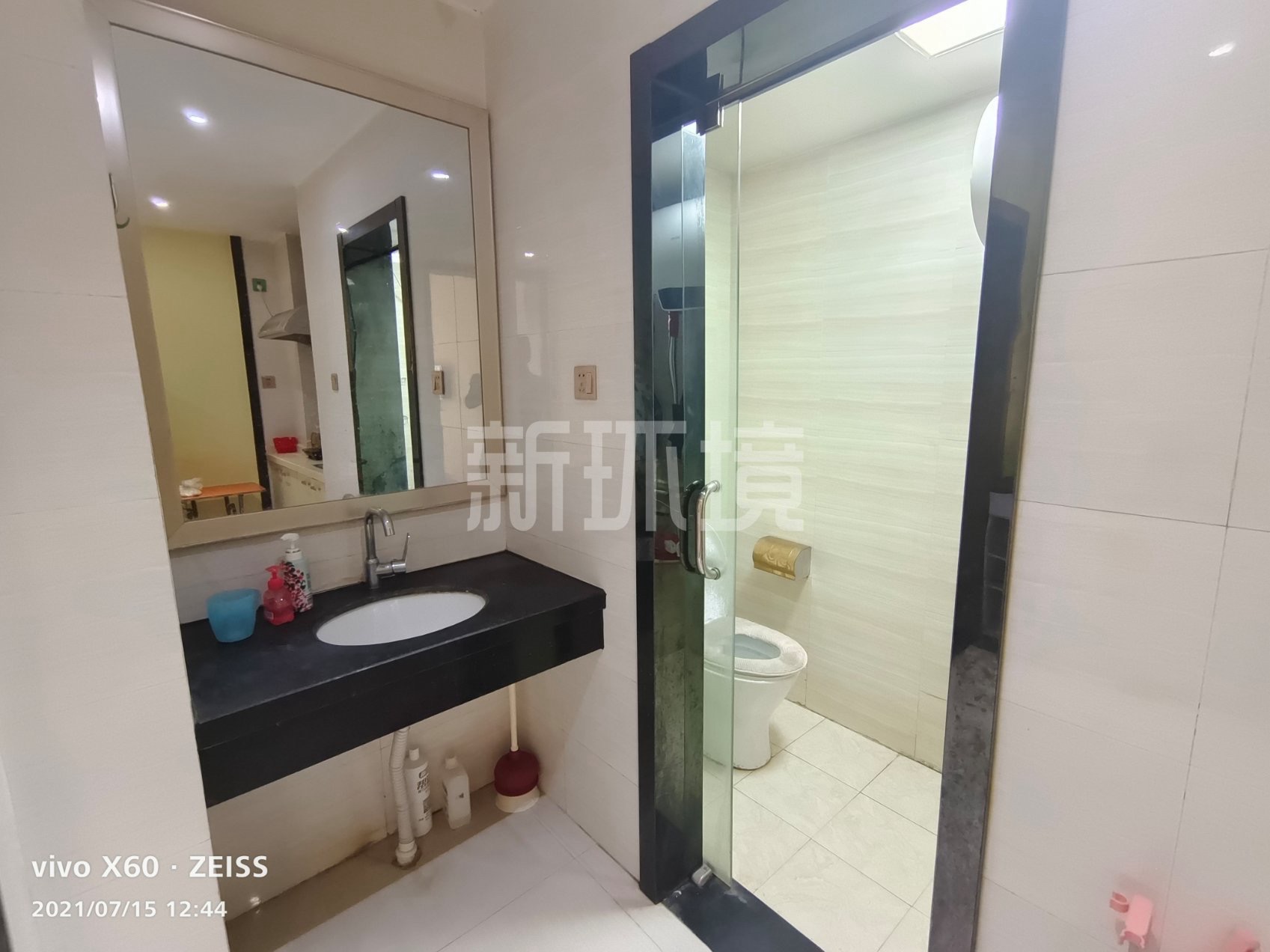 山水印象 1室1厅1卫 1000.0元/月 山水印象 1室1厅1卫 1000.0元/月室内图