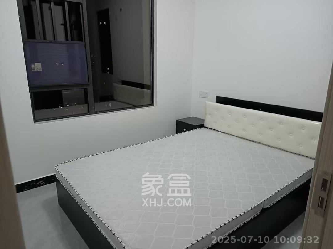 东合新苑  3室1厅1卫   2300.00元/月室内图