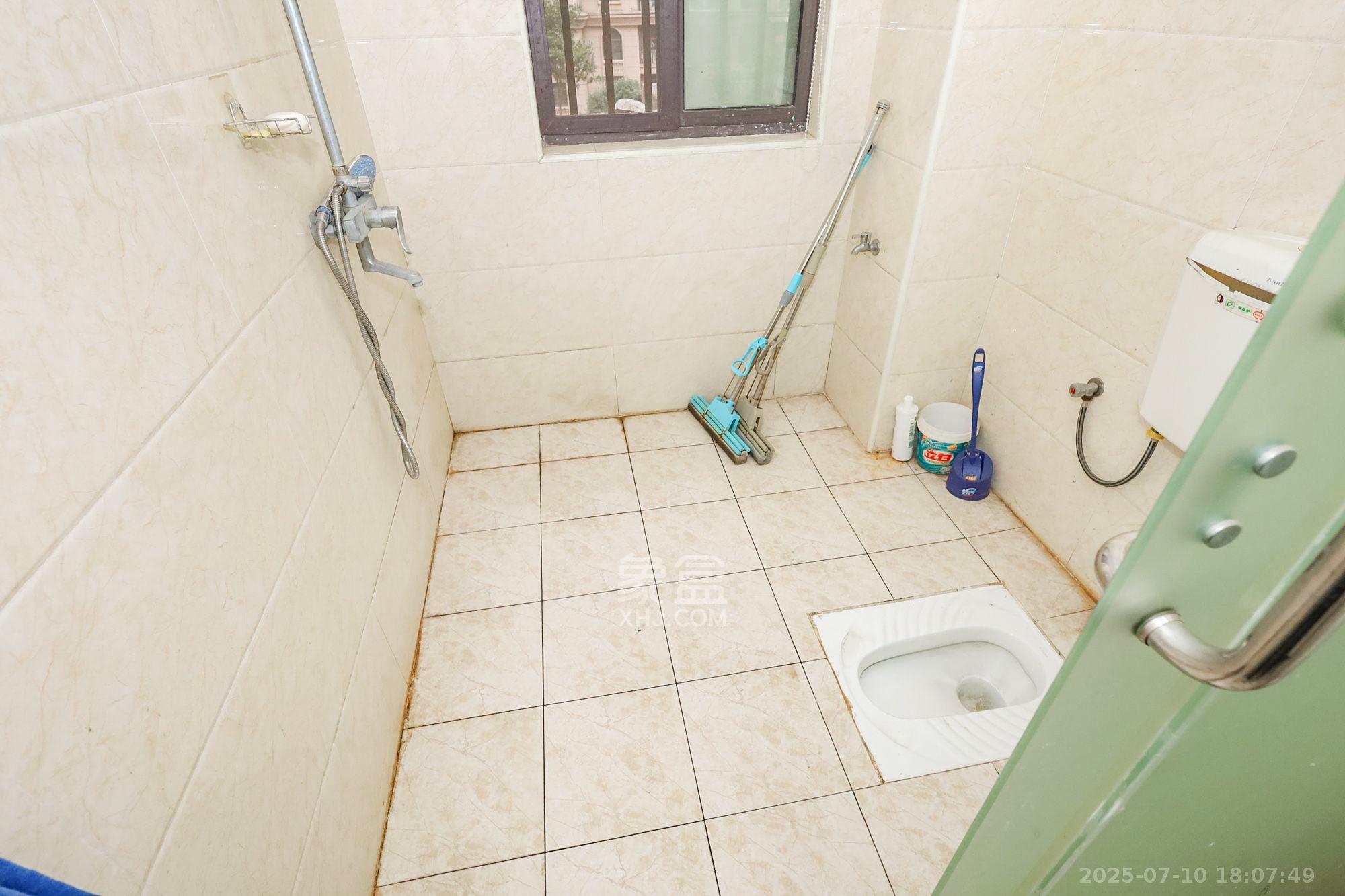 阳光丽城一期 4室2厅2卫 3200.0元/月 阳光丽城一期 4室2厅2卫 3200.0元/月室内图