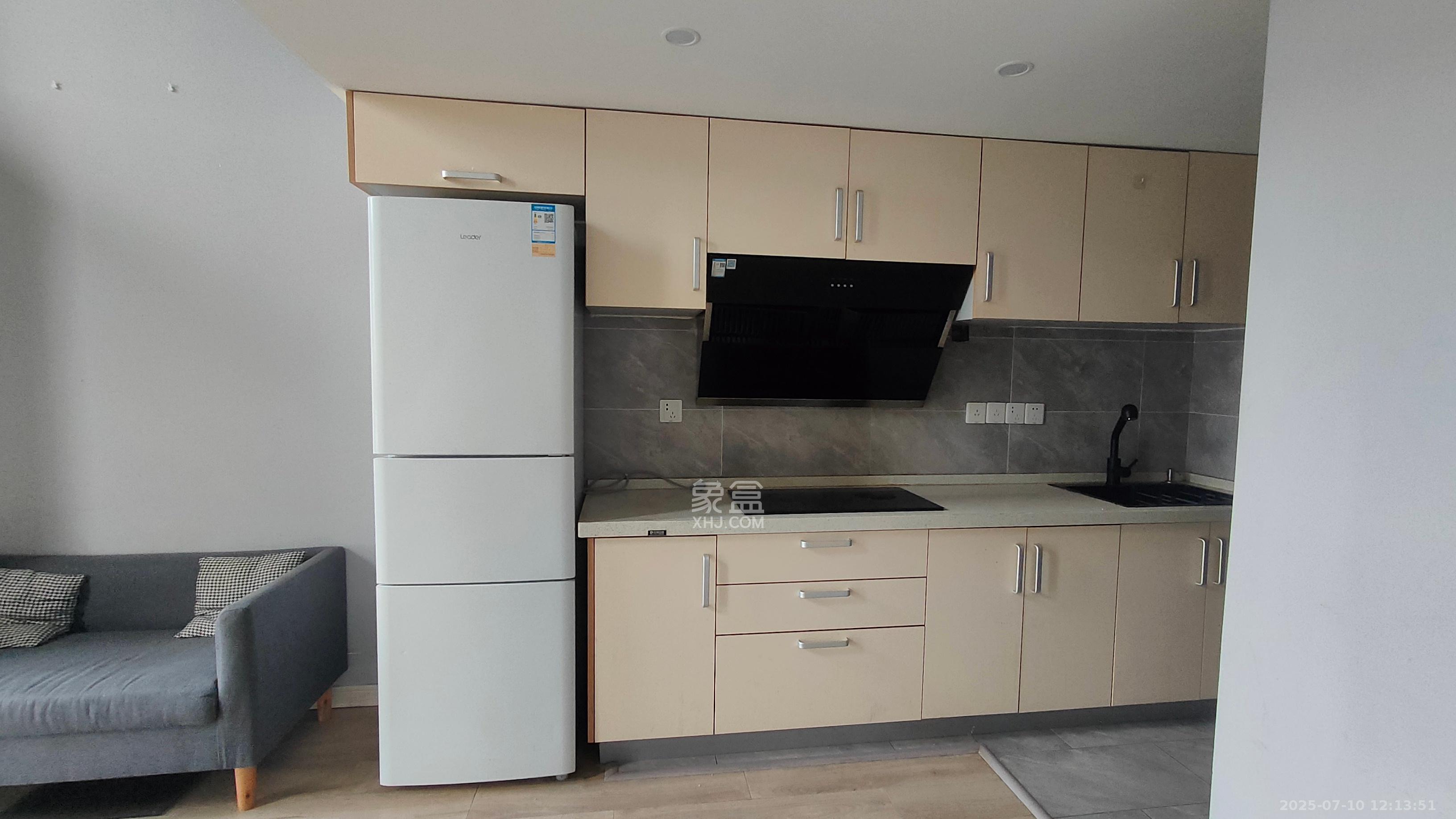 MOMA当代广场 2室1厅1卫 1500.0元/月 MOMA当代广场 2室1厅1卫 1500.0元/月室内图