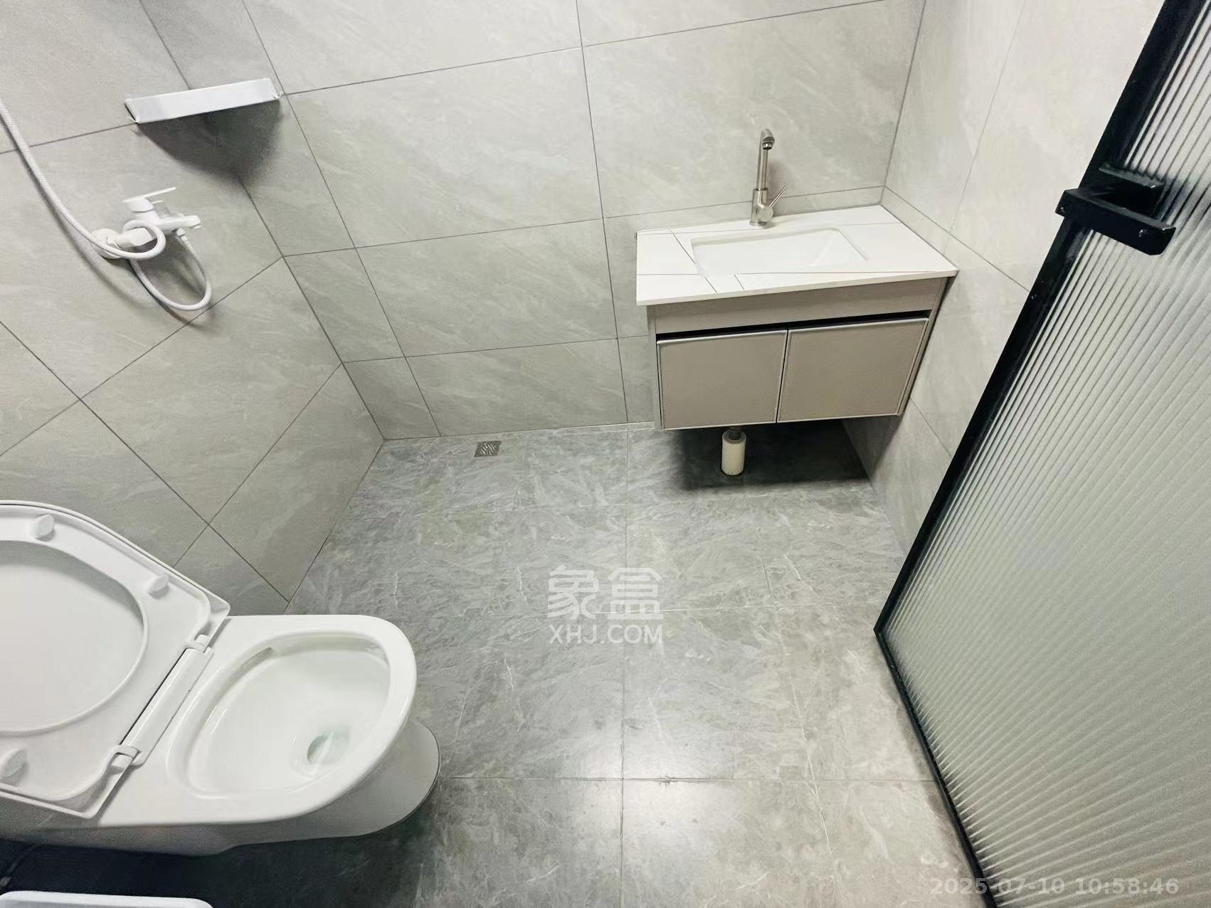 金地中交麓谷香颂(金地中交雅苑)  1室1厅1卫   1800.00元/月室内图