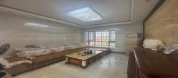 东岸城邦  4室2厅1卫   2200.00元/月