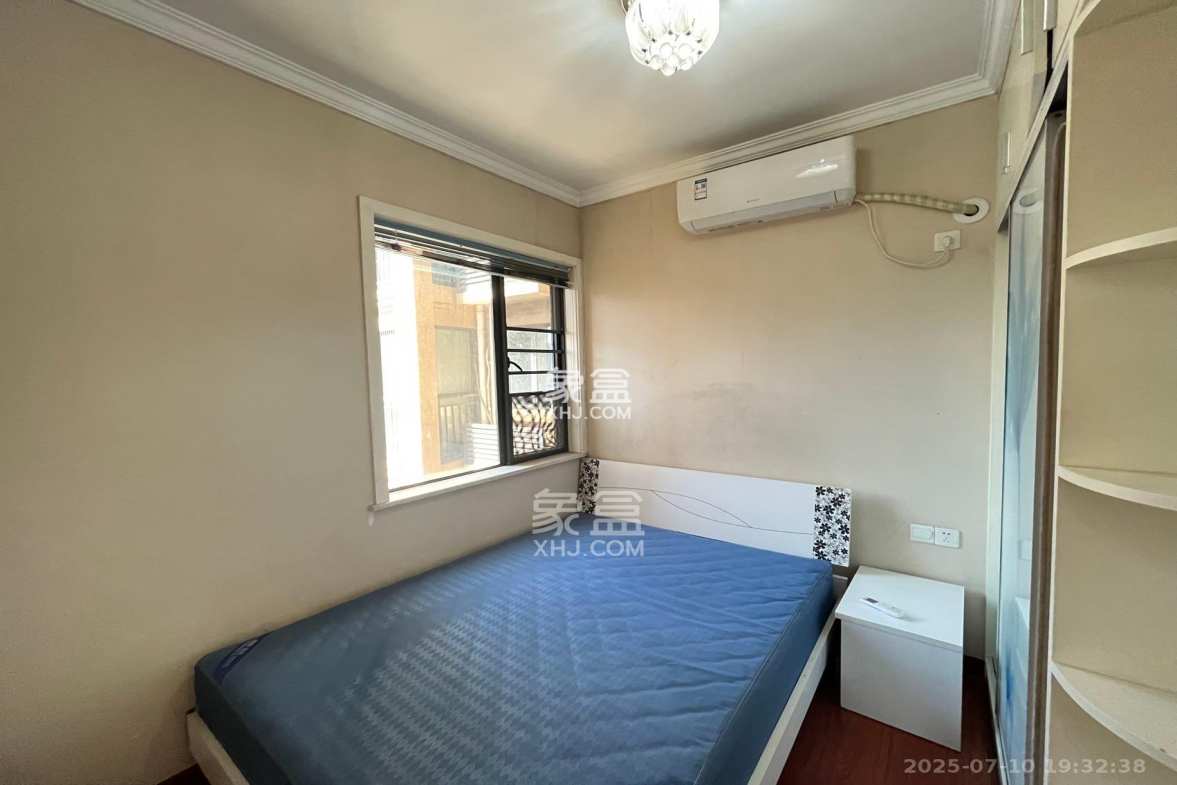 中南红领邦(红星嘉和苑) 3室2厅1卫 2100.0元/月 中南红领邦(红星嘉和苑) 3室2厅1卫 2100.0元/月室内图