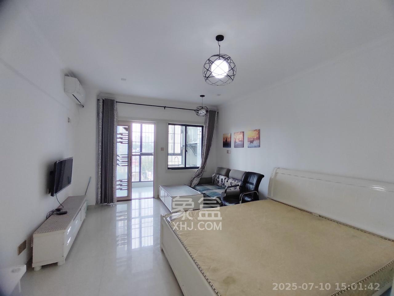 望兴景园二期(望兴西西里) 1室1厅1卫 2000.0元/月 望兴景园二期(望兴西西里) 1室1厅1卫 2000.0元/月室内图