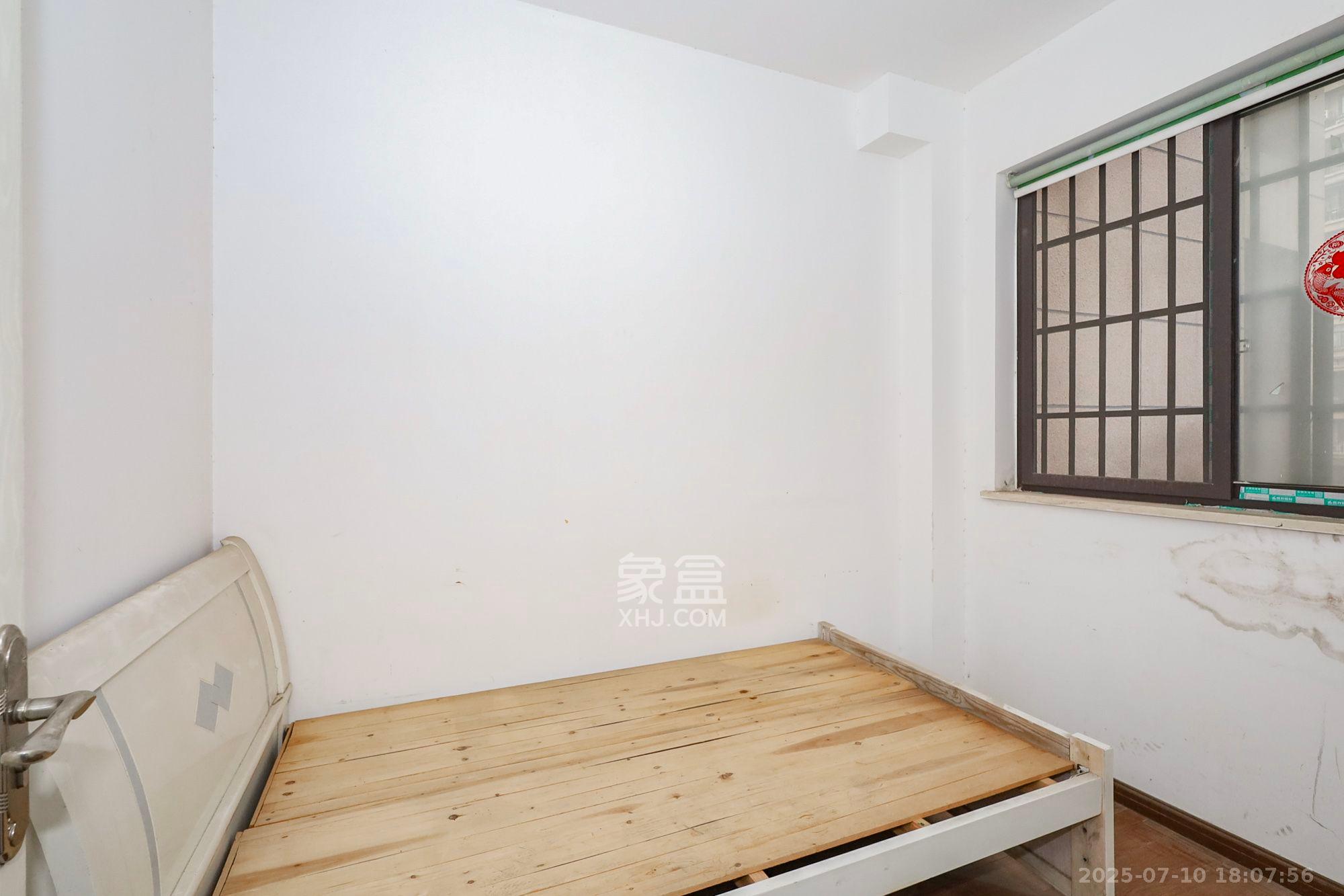 阳光丽城一期 4室2厅2卫 3200.0元/月 阳光丽城一期 4室2厅2卫 3200.0元/月室内图