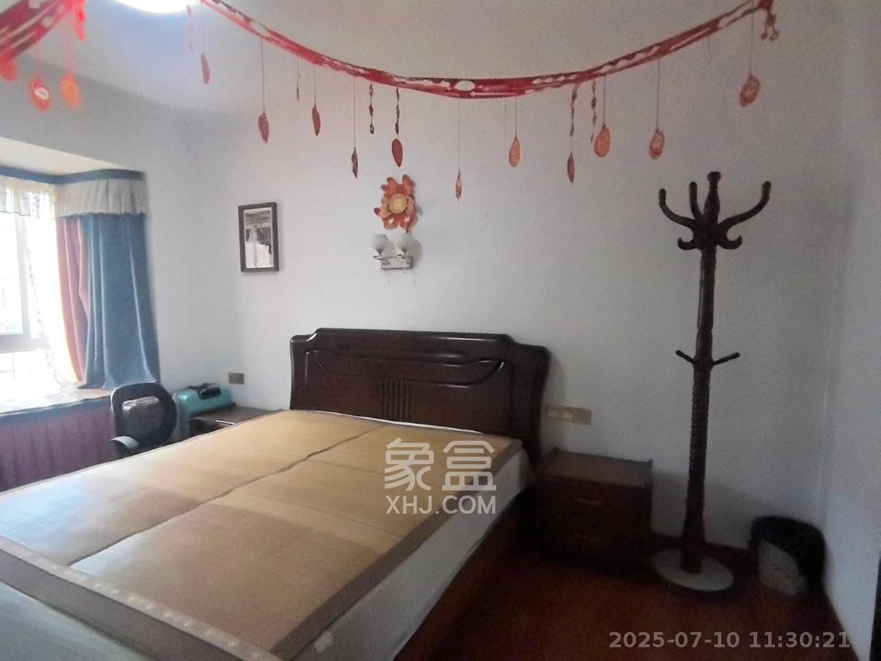 凯富南方鑫城 2室2厅2卫 2300.0元/月 凯富南方鑫城 2室2厅2卫 2300.0元/月室内图