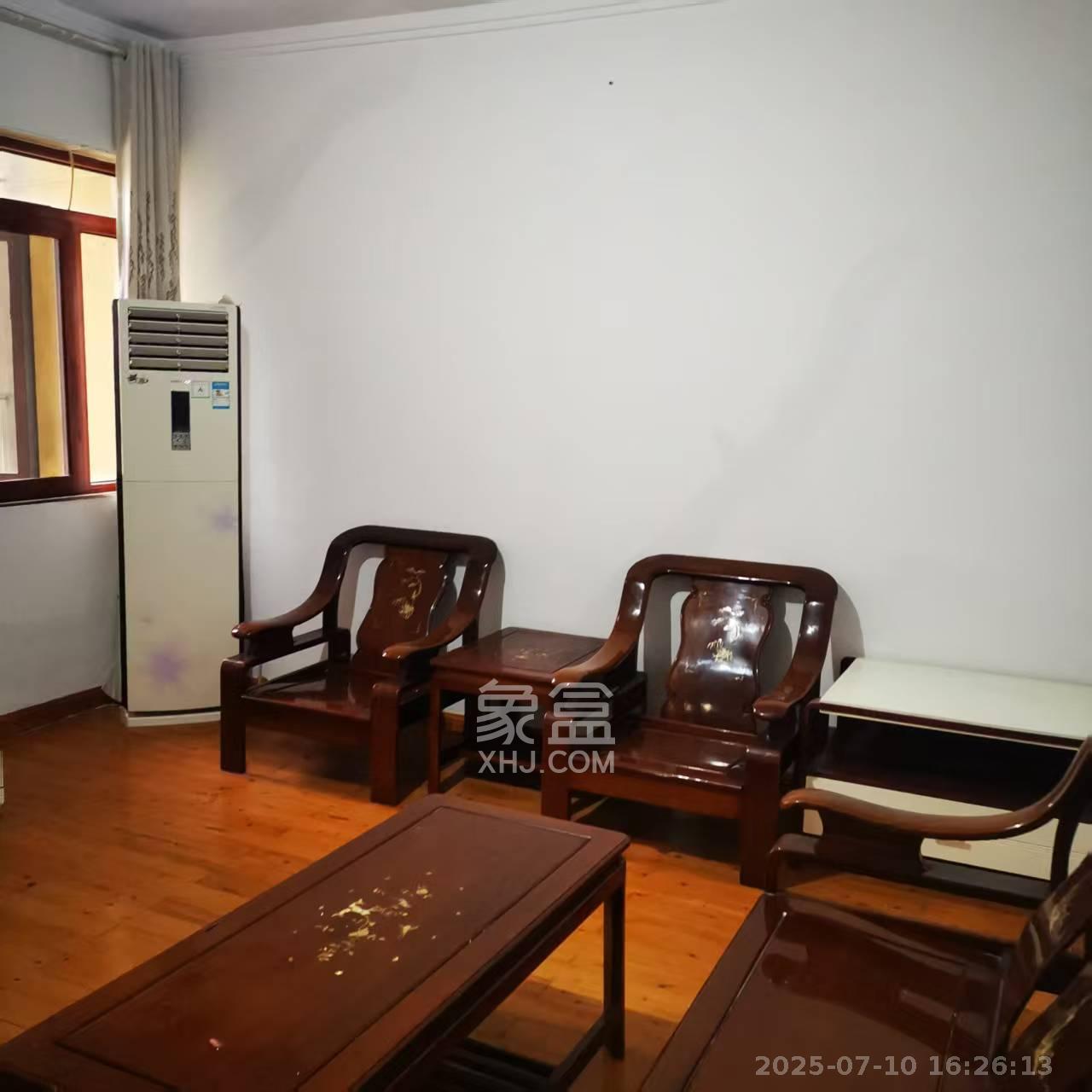 宏泽佳园 2室2厅1卫 3200.0元/月 宏泽佳园 2室2厅1卫 3200.0元/月室内图