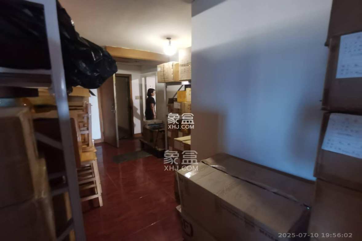 天心城市广场(黄金之城) 3室2厅2卫 3000.0元/月 天心城市广场(黄金之城) 3室2厅2卫 3000.0元/月室内图