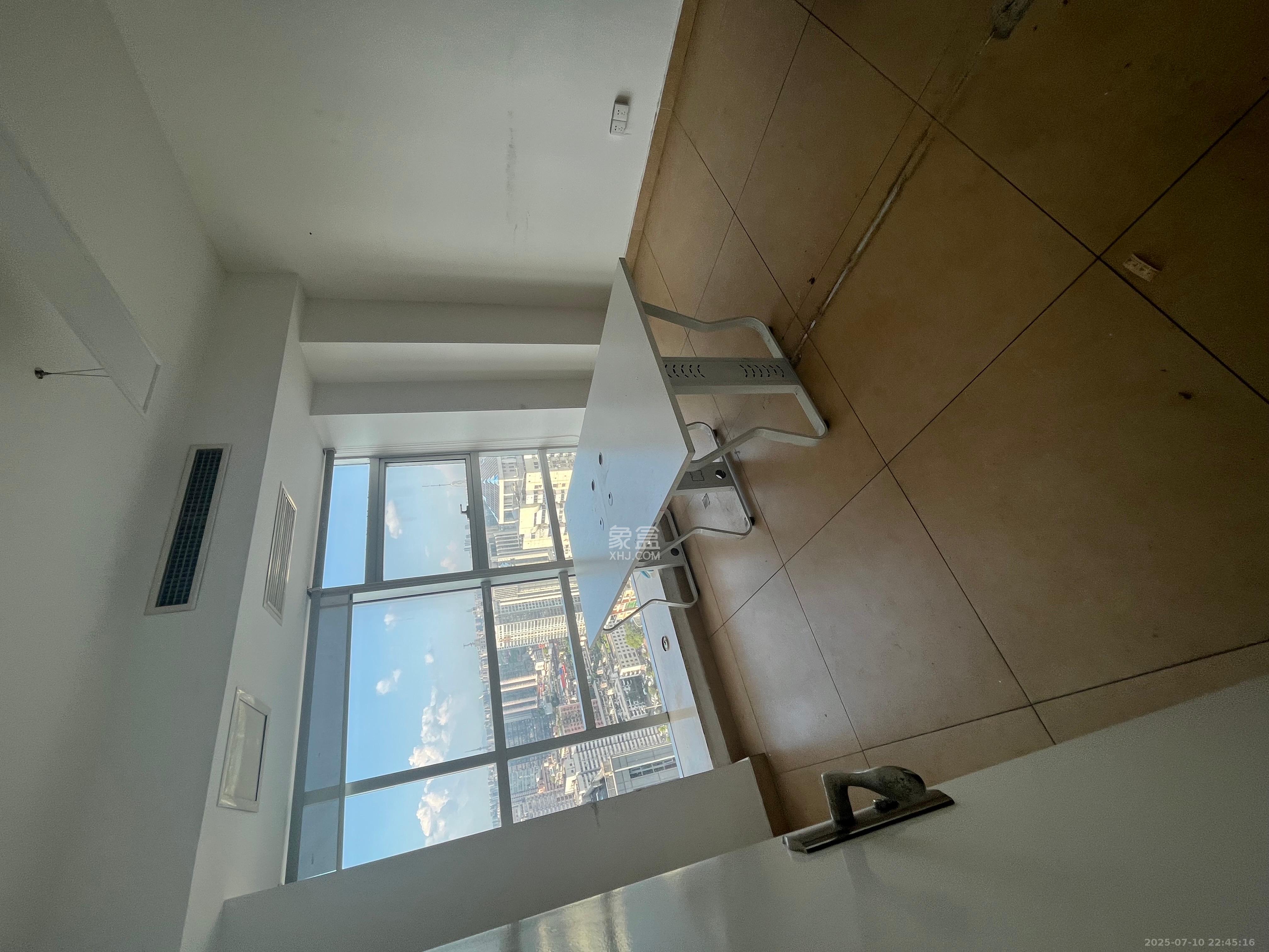 明城国际 1室1厅1卫 2400.0元/月 明城国际 1室1厅1卫 2400.0元/月室内图