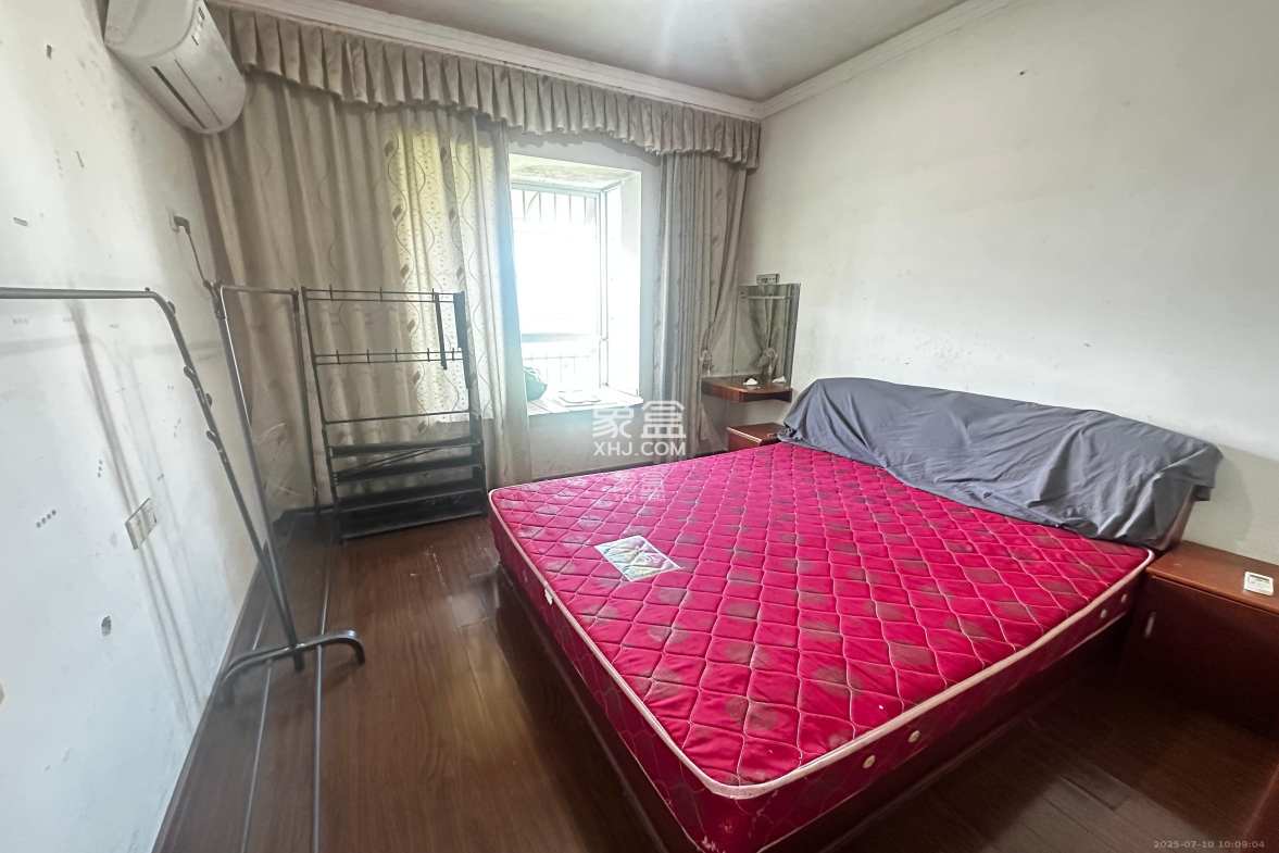 中南汽车世界 2室2厅1卫 1000.0元/月 中南汽车世界 2室2厅1卫 1000.0元/月室内图