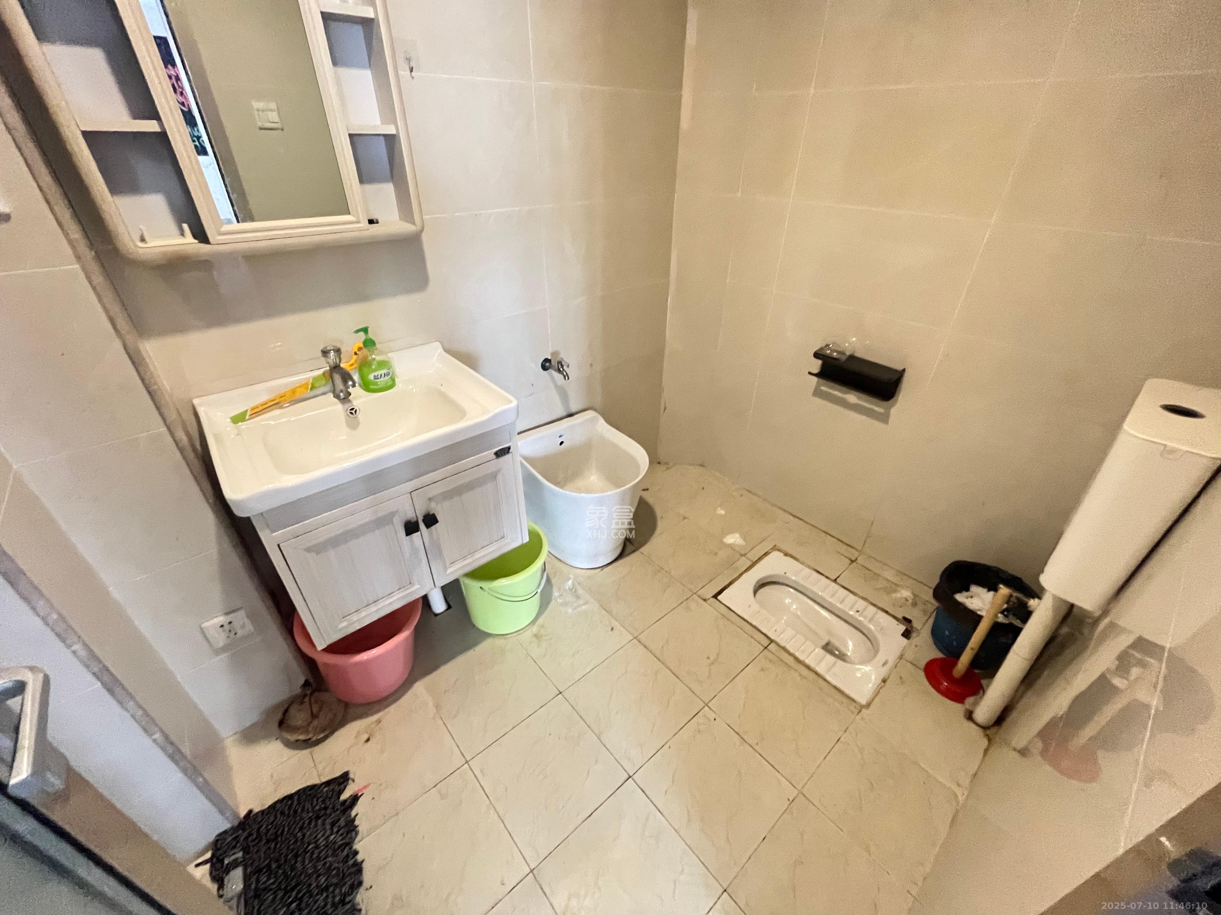 建安新商汇  2室2厅1卫   3800.00元/月室内图