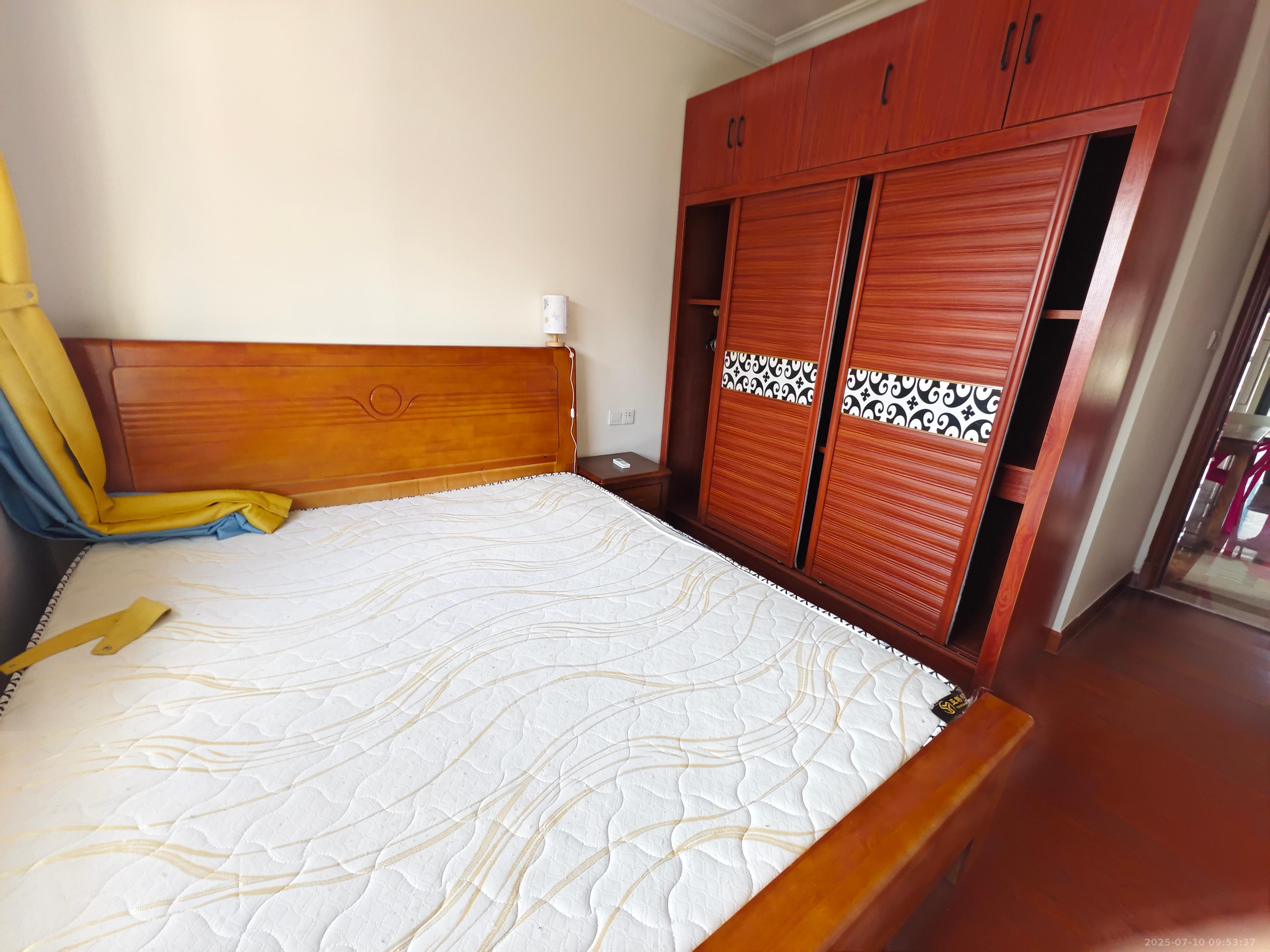 恒大华府 3室2厅2卫 2500.0元/月 恒大华府 3室2厅2卫 2500.0元/月室内图