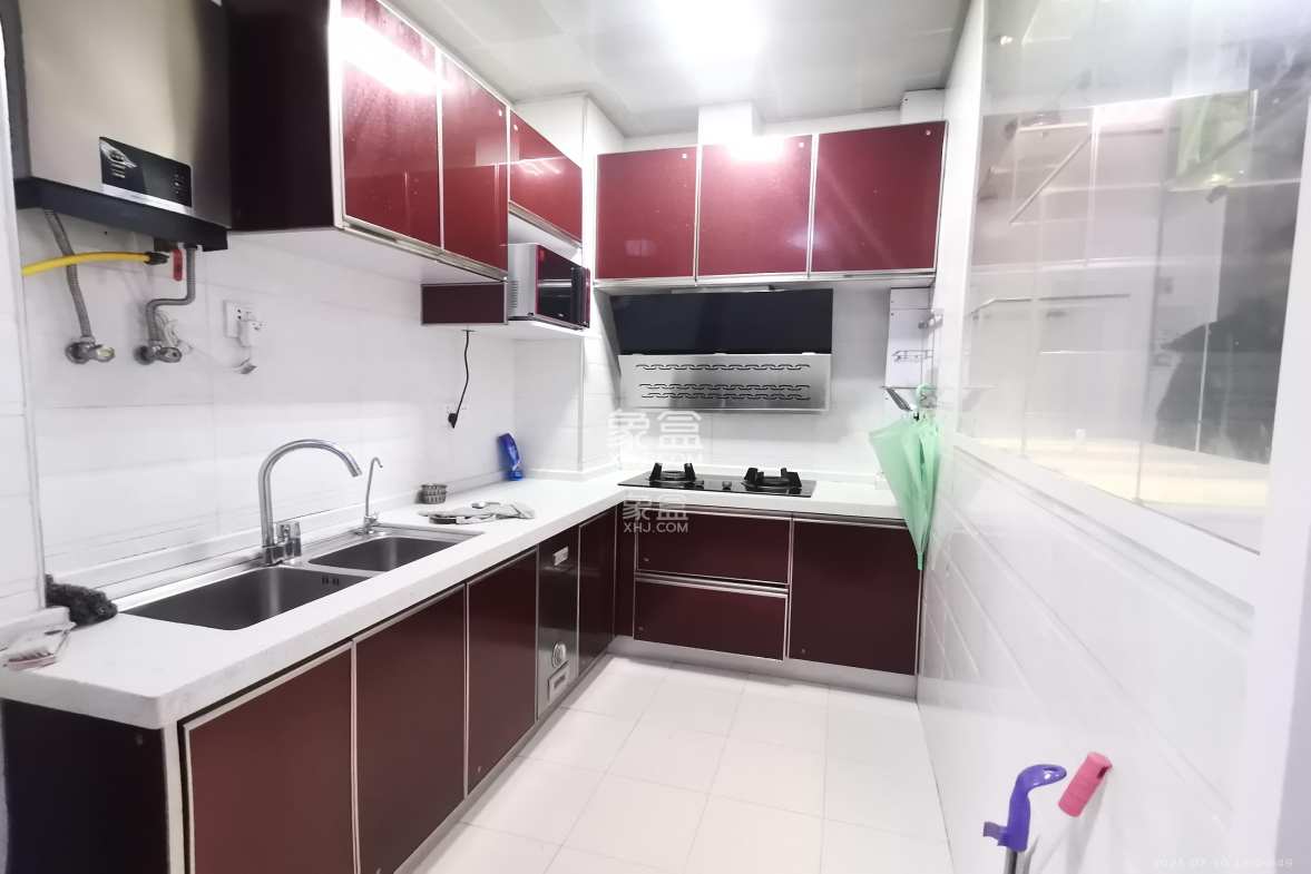 莱茵城  3室2厅1卫    2200.0元/月 莱茵城  3室2厅1卫    2200.0元/月室内图