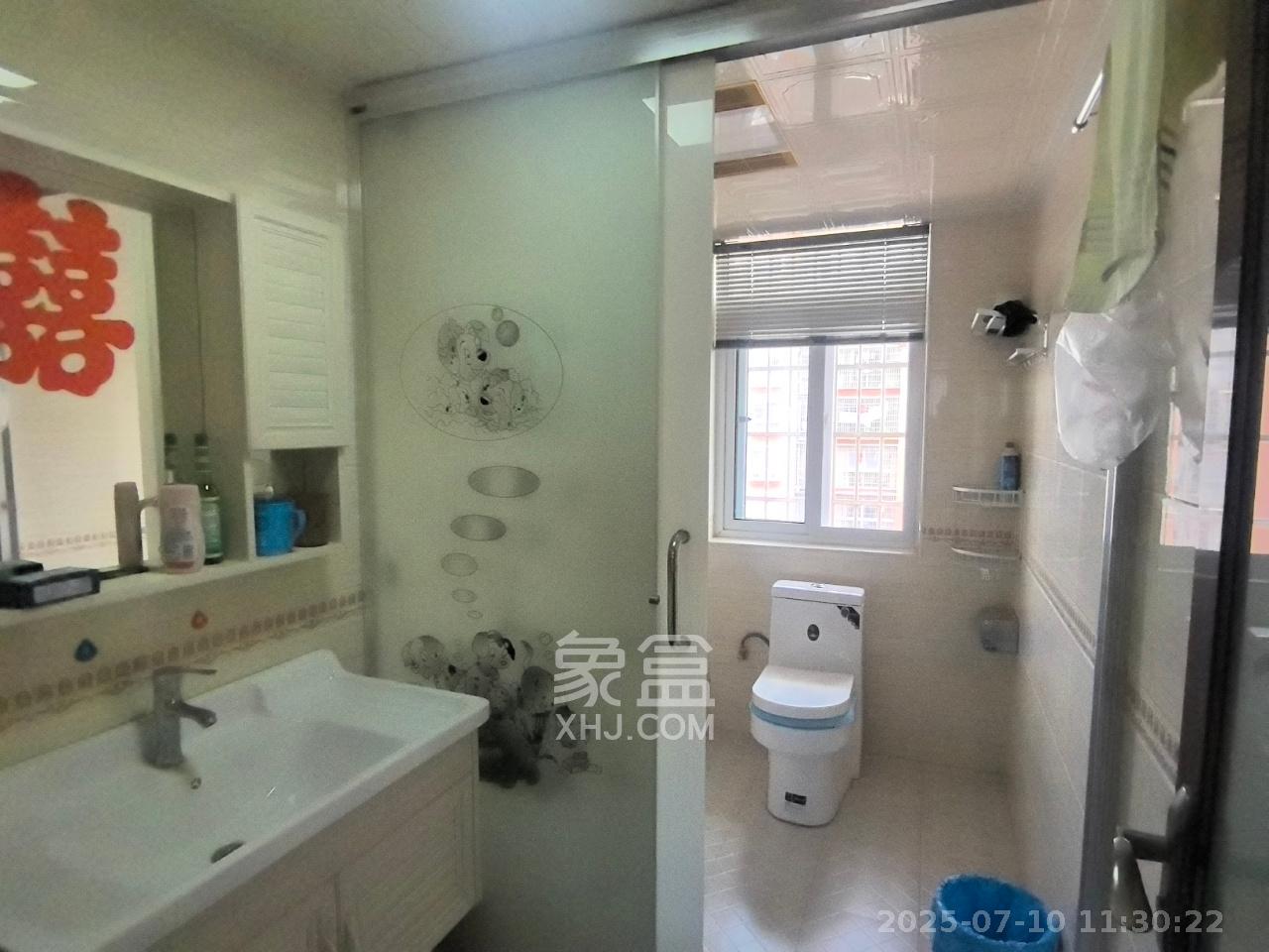 凯富南方鑫城 2室2厅2卫 2300.0元/月 凯富南方鑫城 2室2厅2卫 2300.0元/月室内图