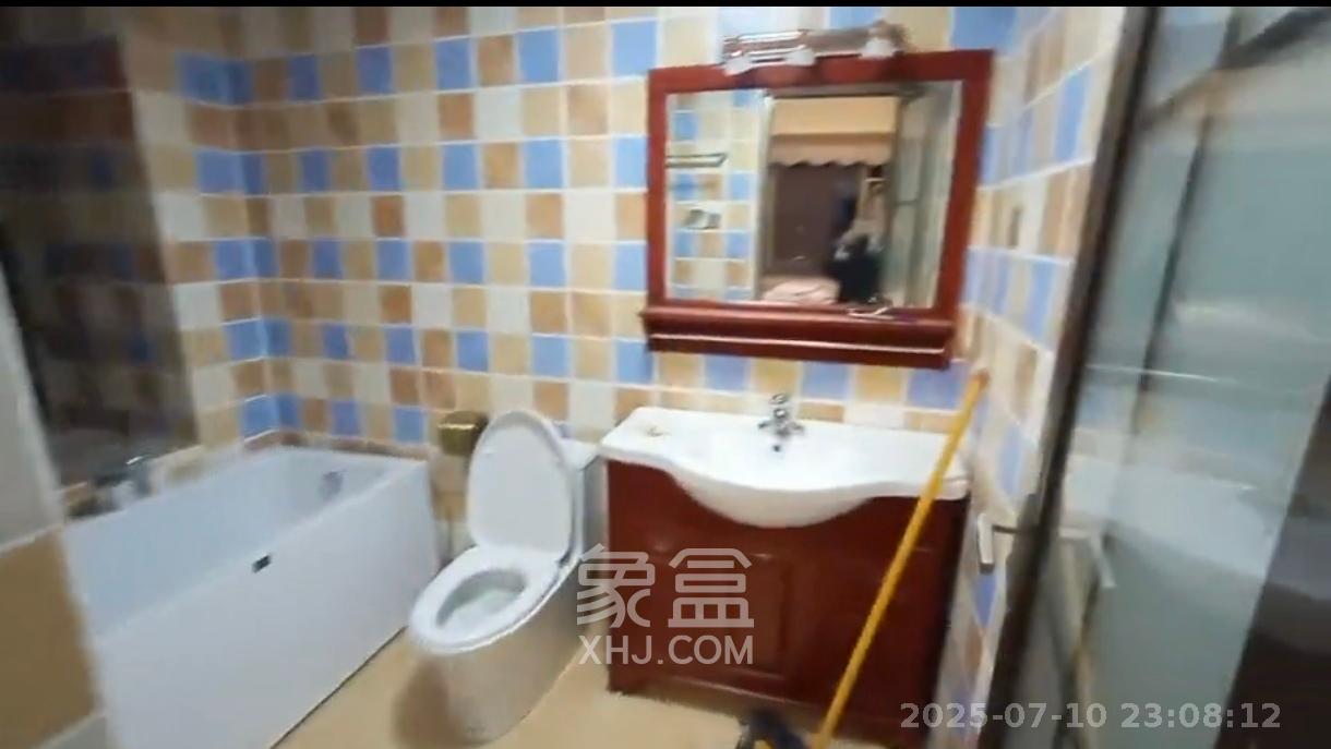 梅溪湖金茂悦（金悦雅苑）  4室2厅2卫   5000.00元/月室内图