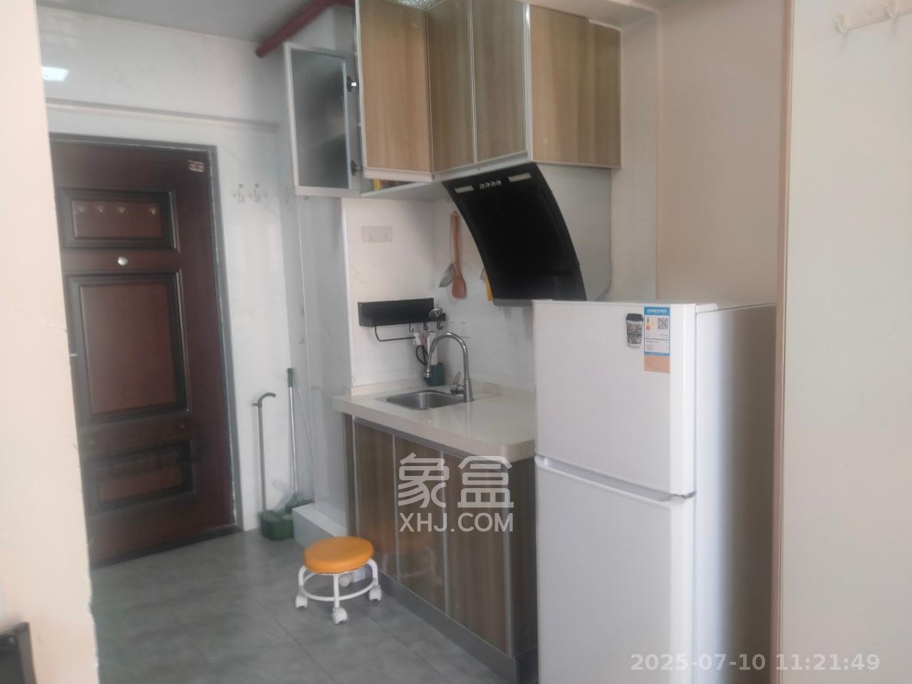 中建芙蓉嘉苑  1室1厅1卫   1100.00元/月室内图