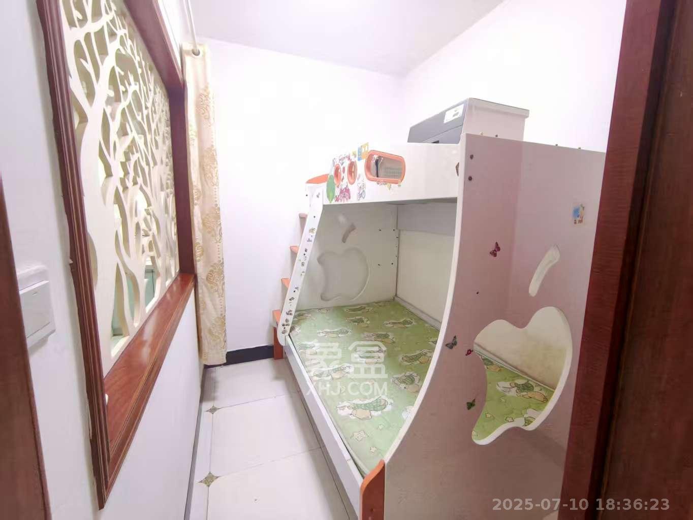 华银园  2室1厅1卫   1700.00元/月室内图