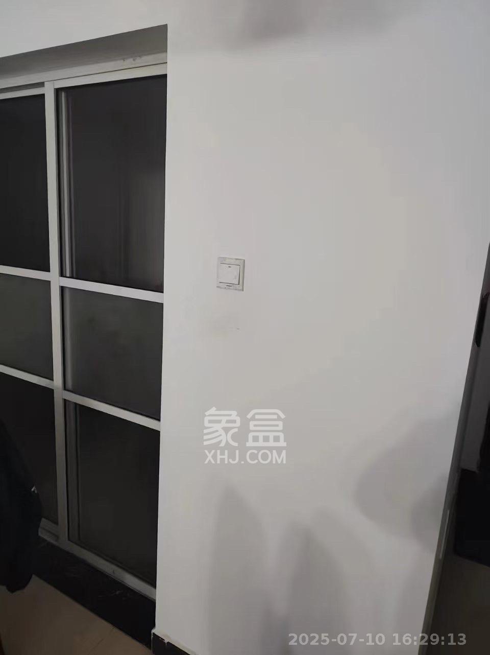北辰中央公园DF区  3室2厅2卫   2400.00元/月室内图