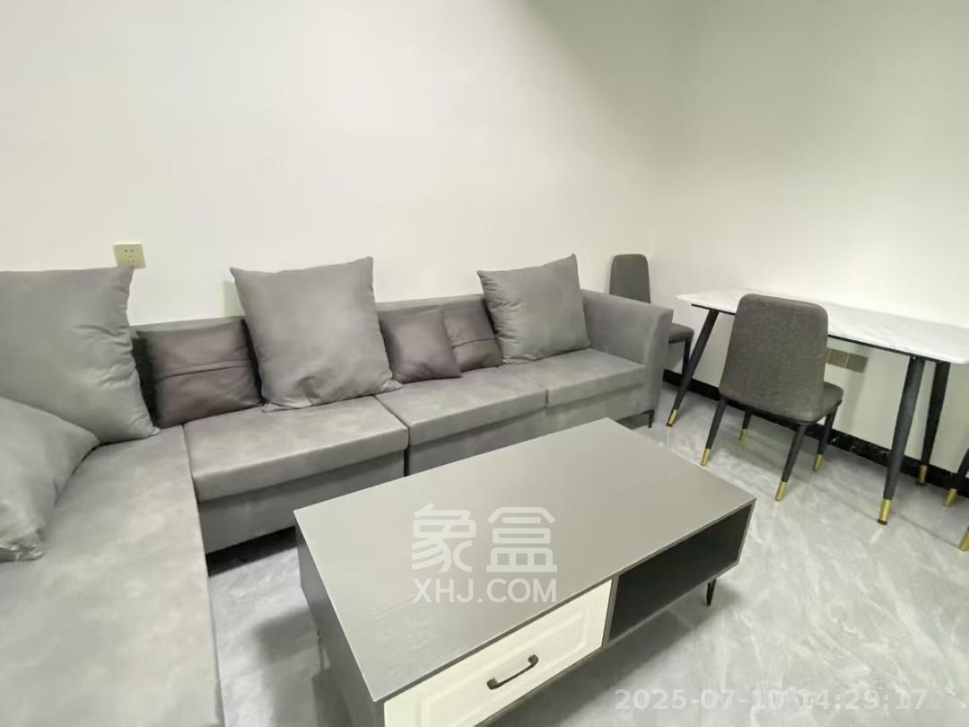 保利西海岸B区  2室1厅1卫   2800.00元/月室内图