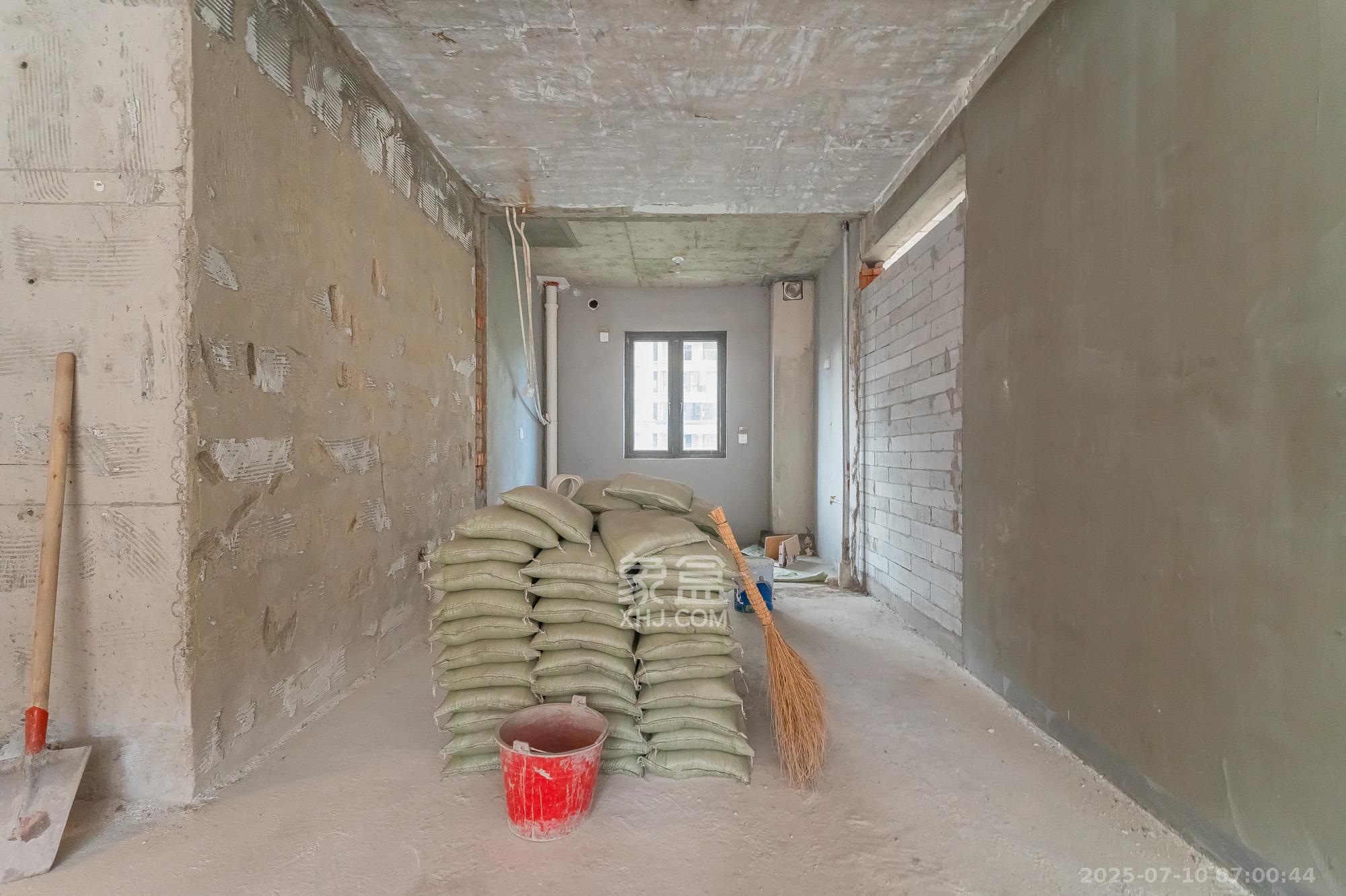 中交建发松雅院  4室2厅2卫    116.0万 中交建发松雅院  4室2厅2卫    116.0万其他