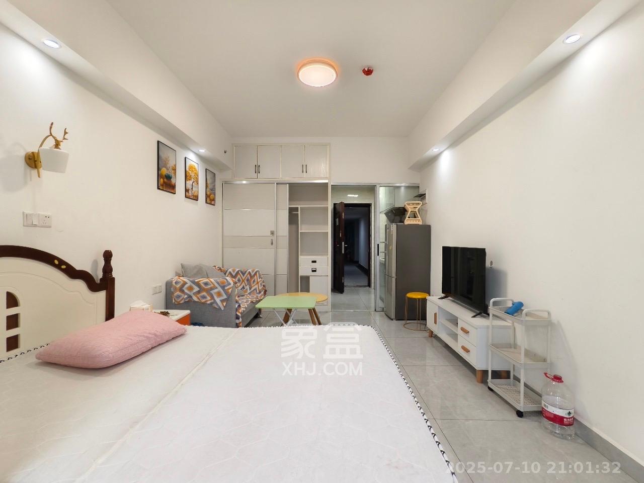 裕天国际商汇中心 1室0厅0卫 1350.0元/月 裕天国际商汇中心 1室0厅0卫 1350.0元/月室内图