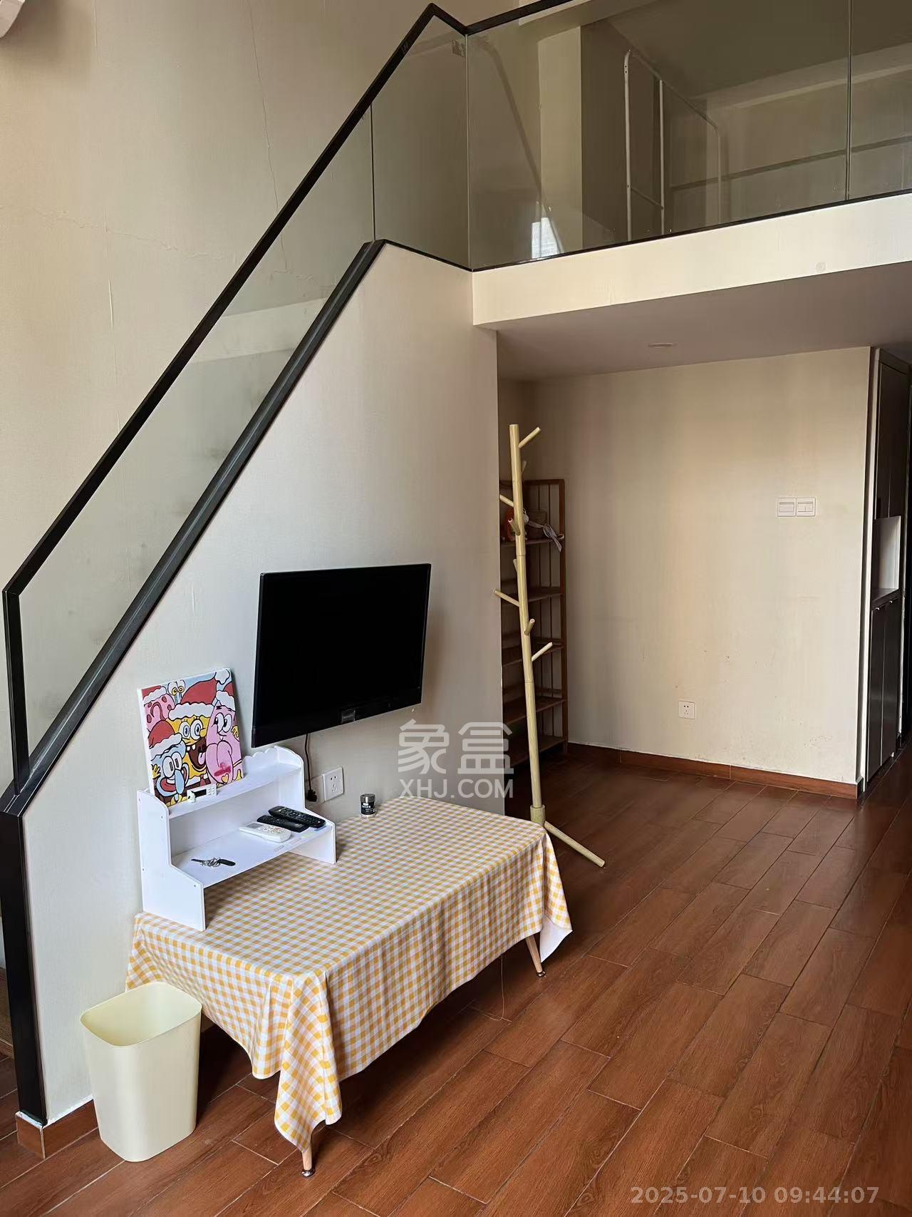 兰亭湾畔  1室0厅0卫   1600.00元/月室内图
