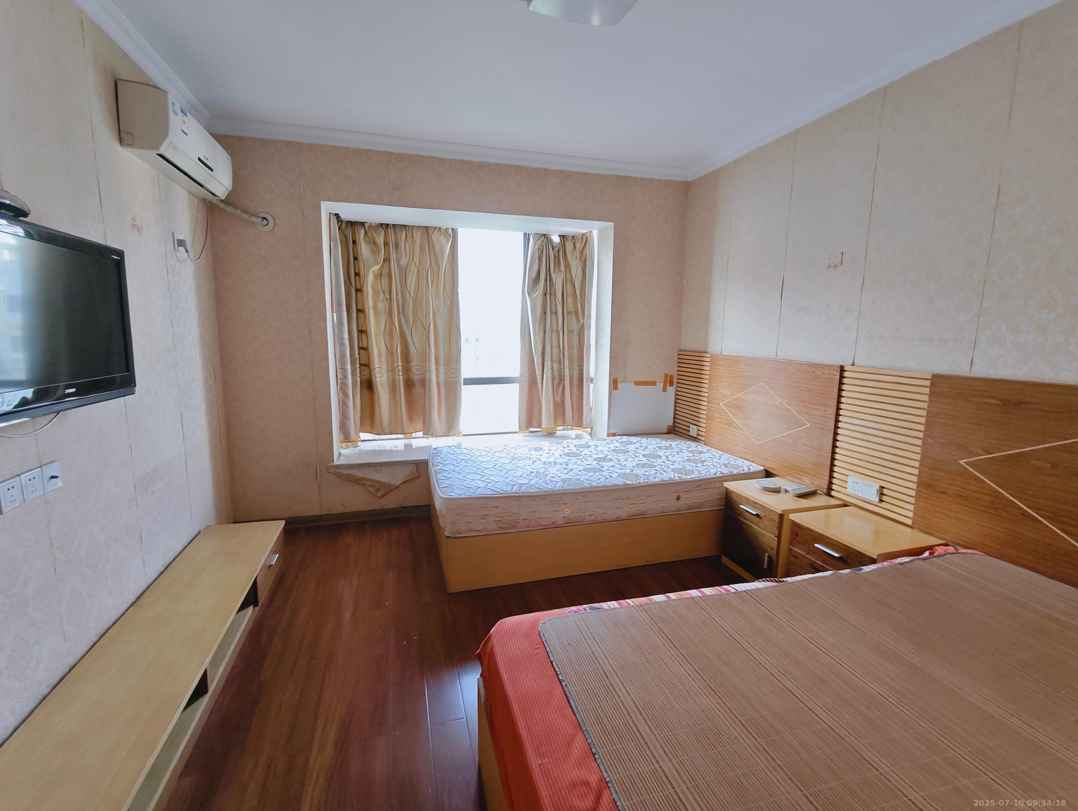 西子花苑 3室2厅2卫 2800.0元/月 西子花苑 3室2厅2卫 2800.0元/月室内图