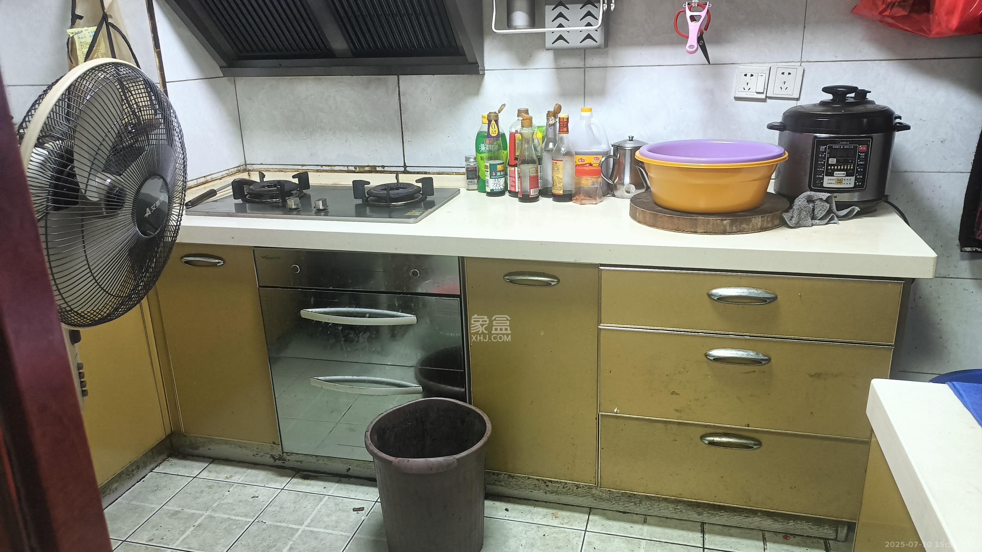 格蓝康都  3室2厅2卫   3800.00元/月室内图