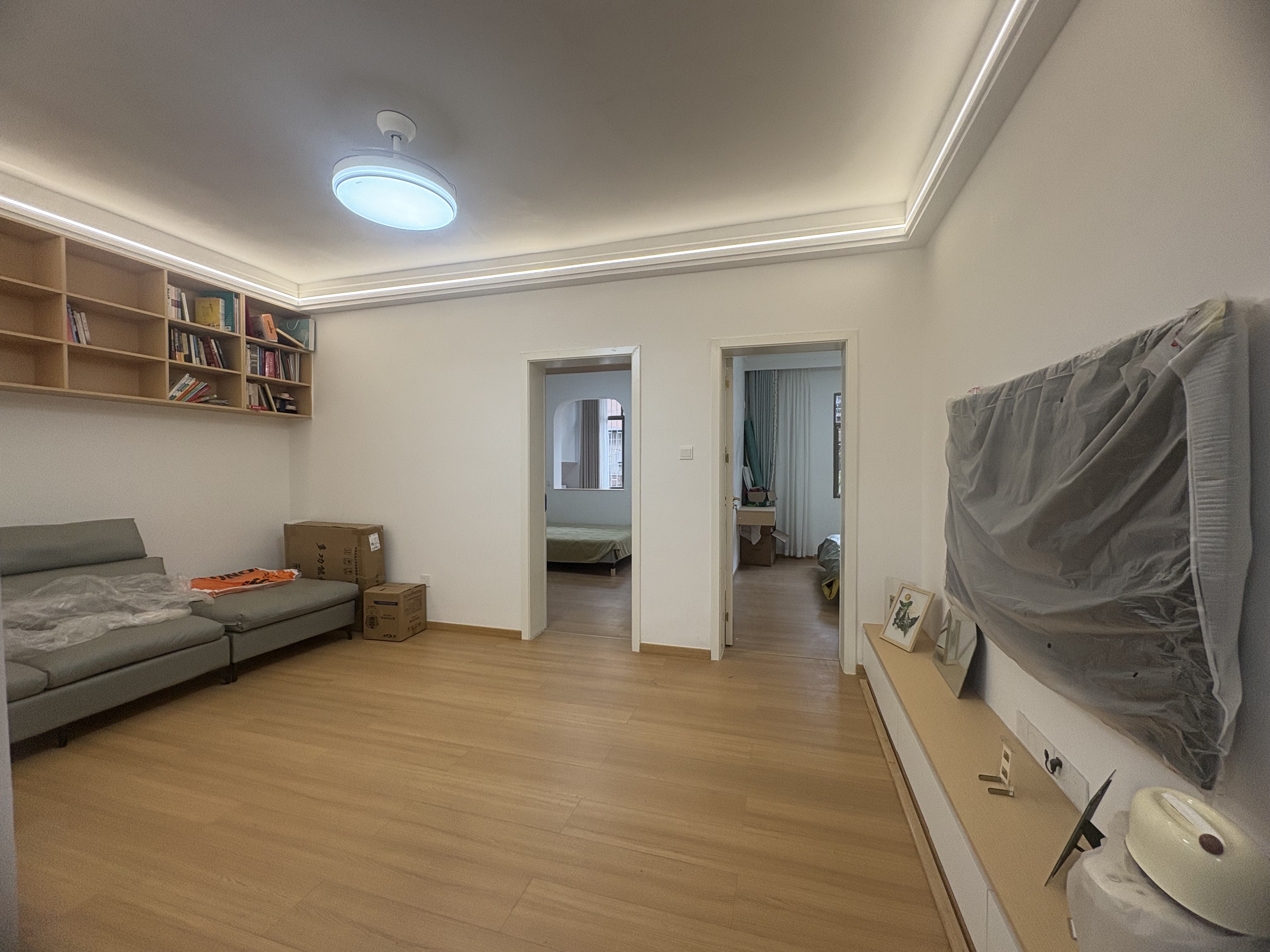 月塘生活小区 2室2厅1卫 48.0万 月塘生活小区 2室2厅1卫 48.0万客厅